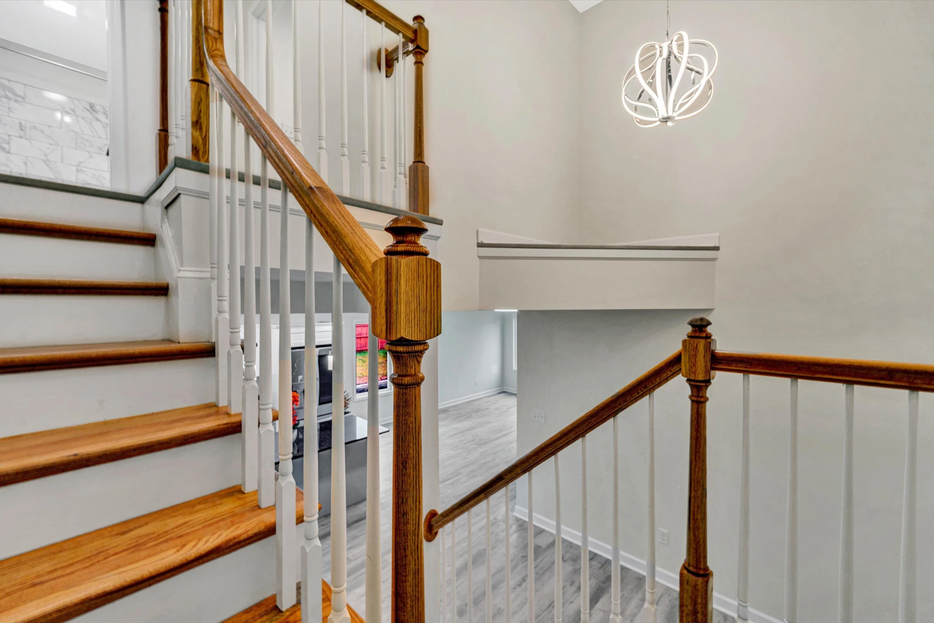 130 W Calhoun ST - Photo 18