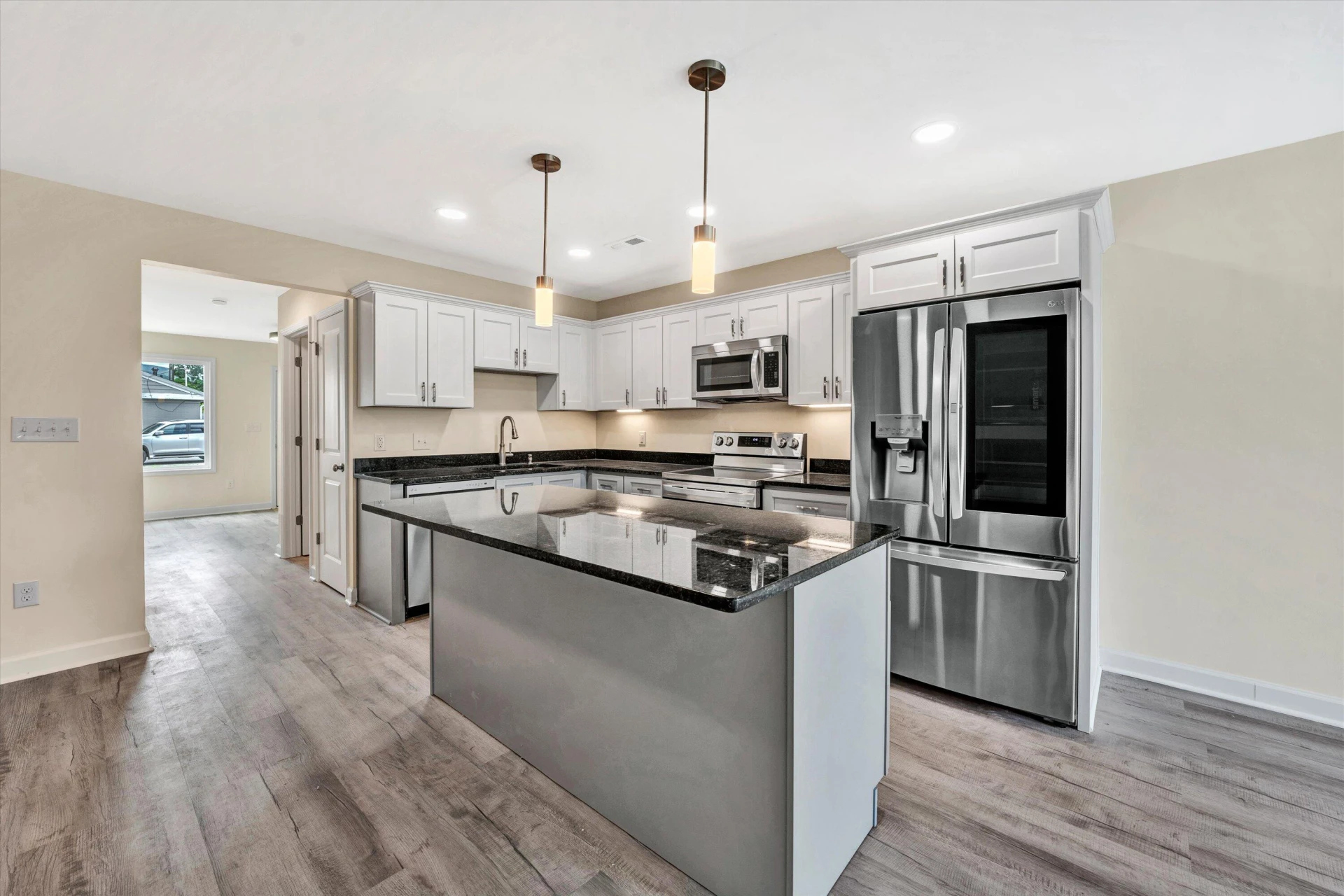 134 W Calhoun ST - Photo 8