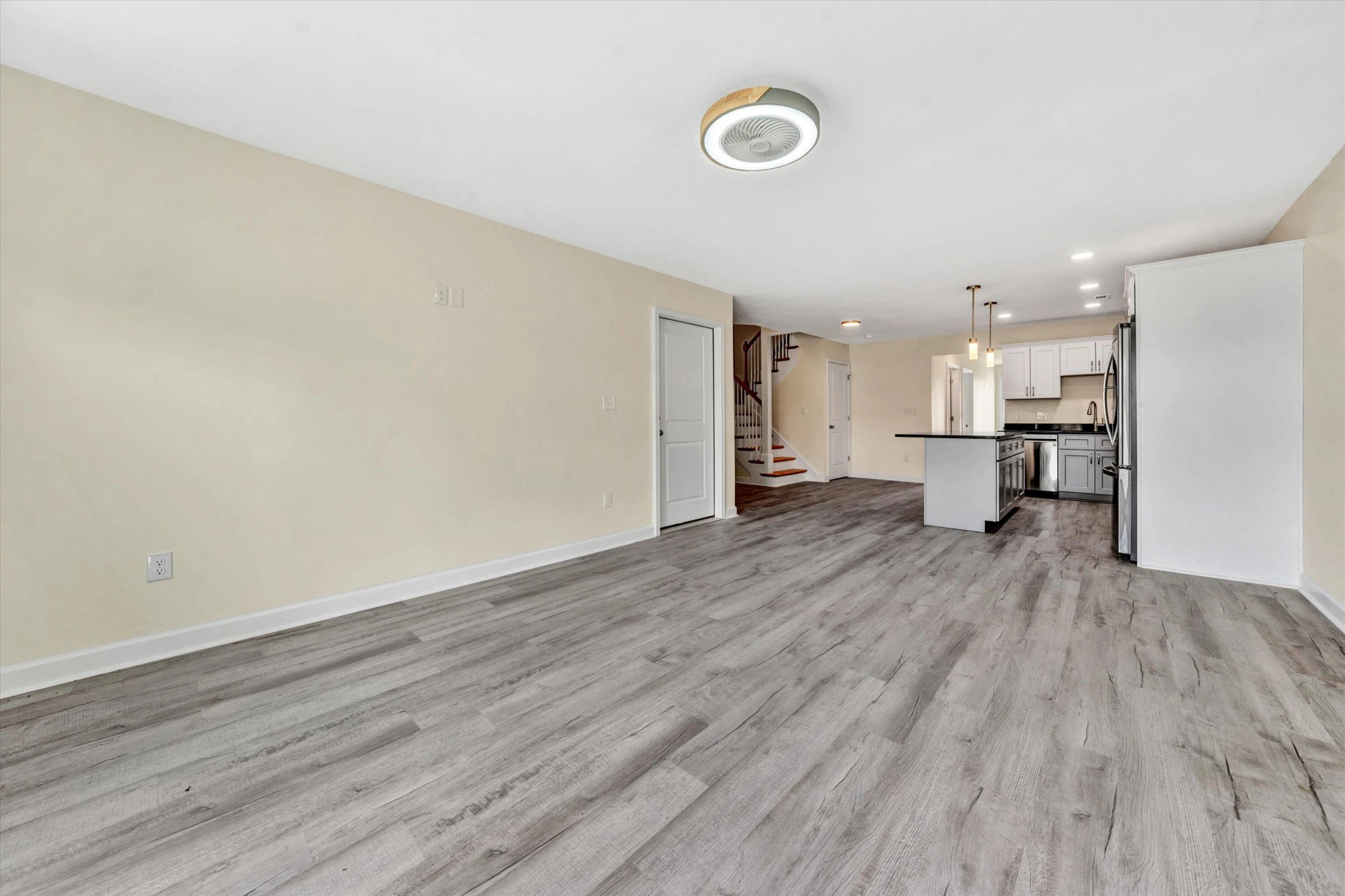 134 W Calhoun ST - Photo 12