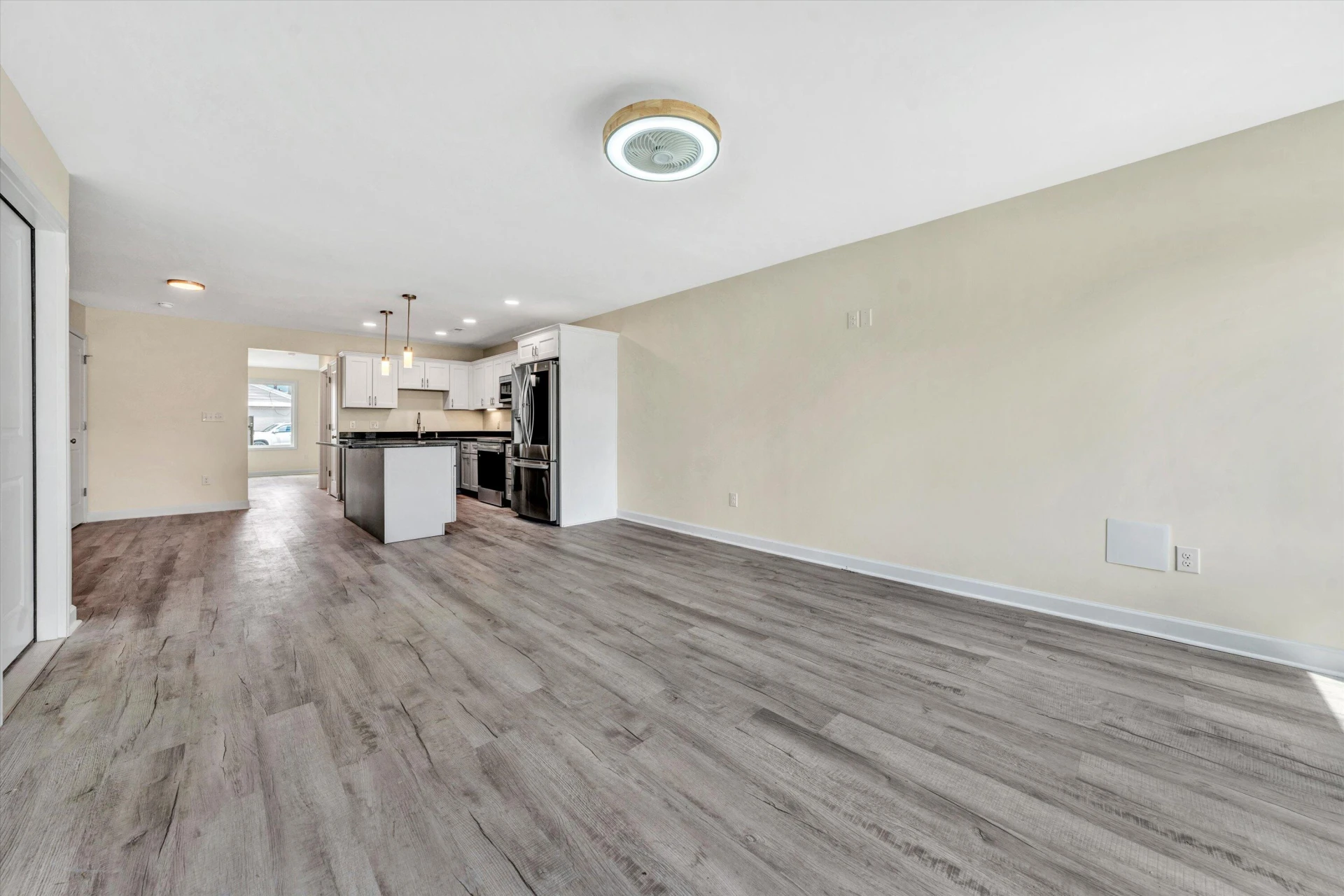 134 W Calhoun ST - Photo 13