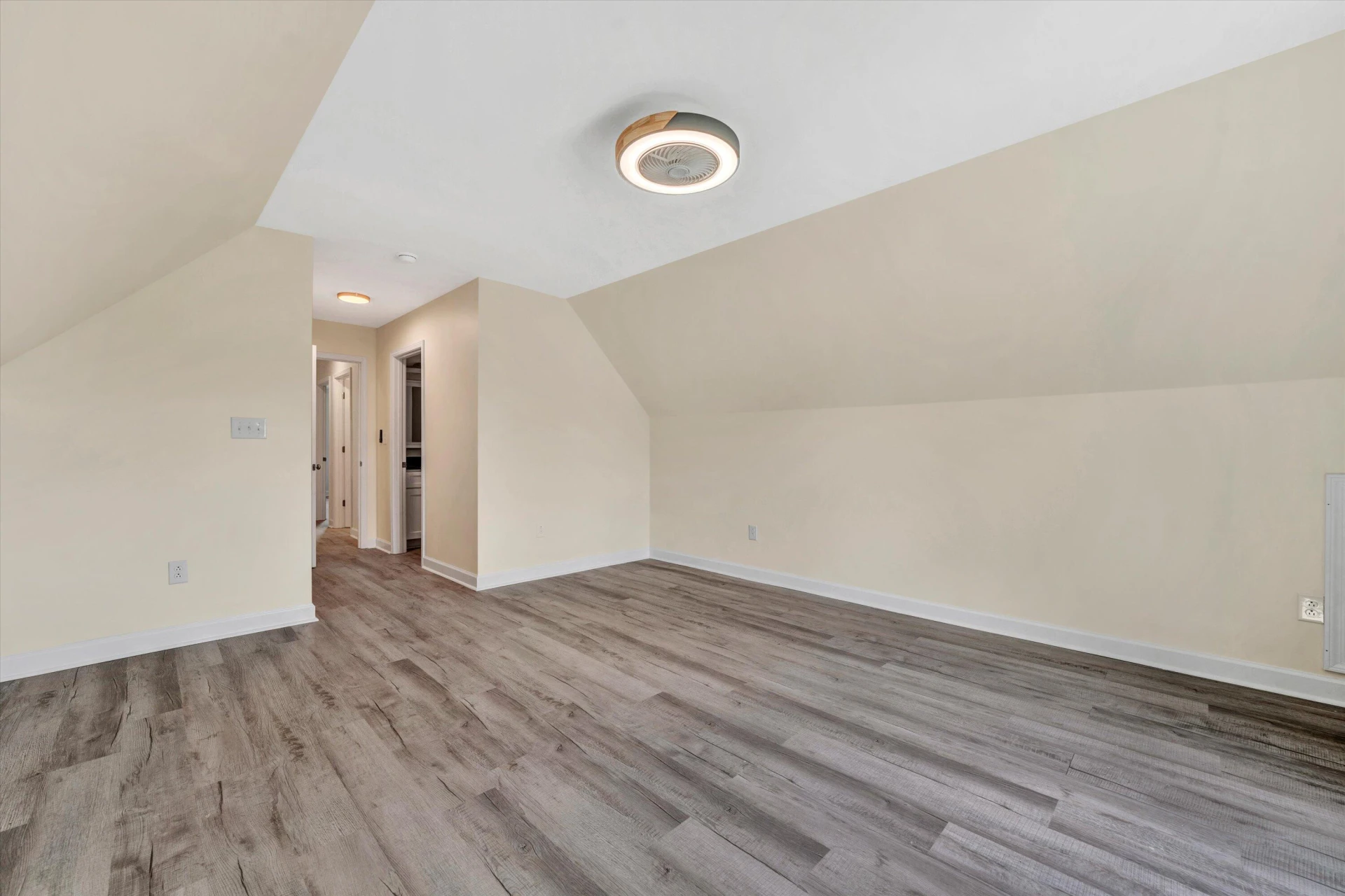 134 W Calhoun ST - Photo 27