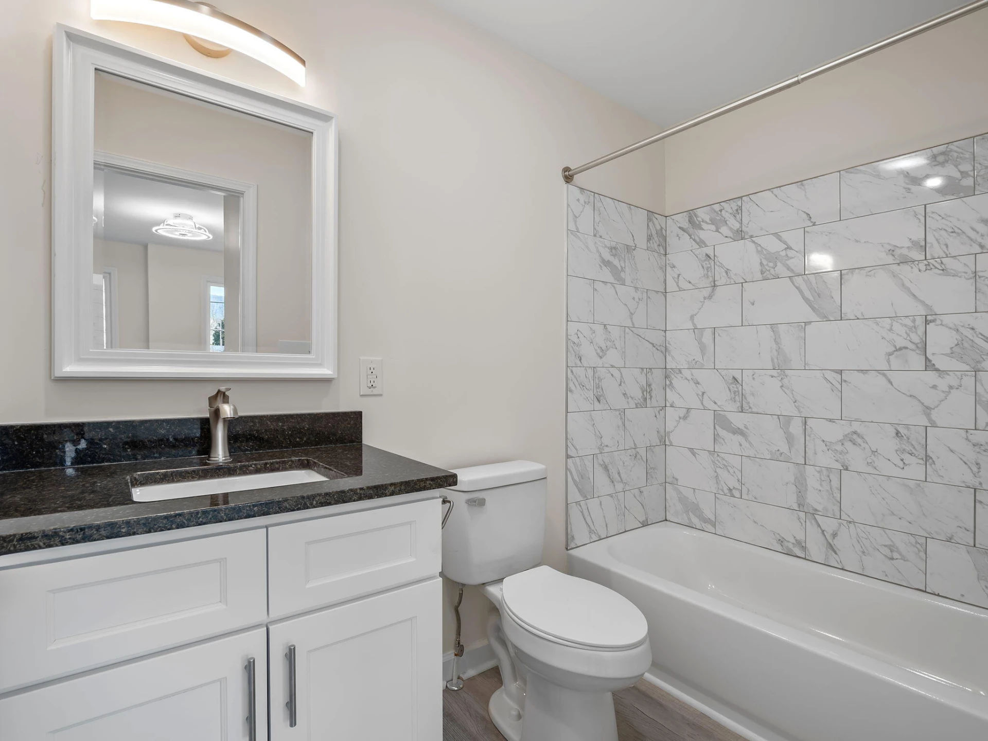 138 W Calhoun ST - Photo 27