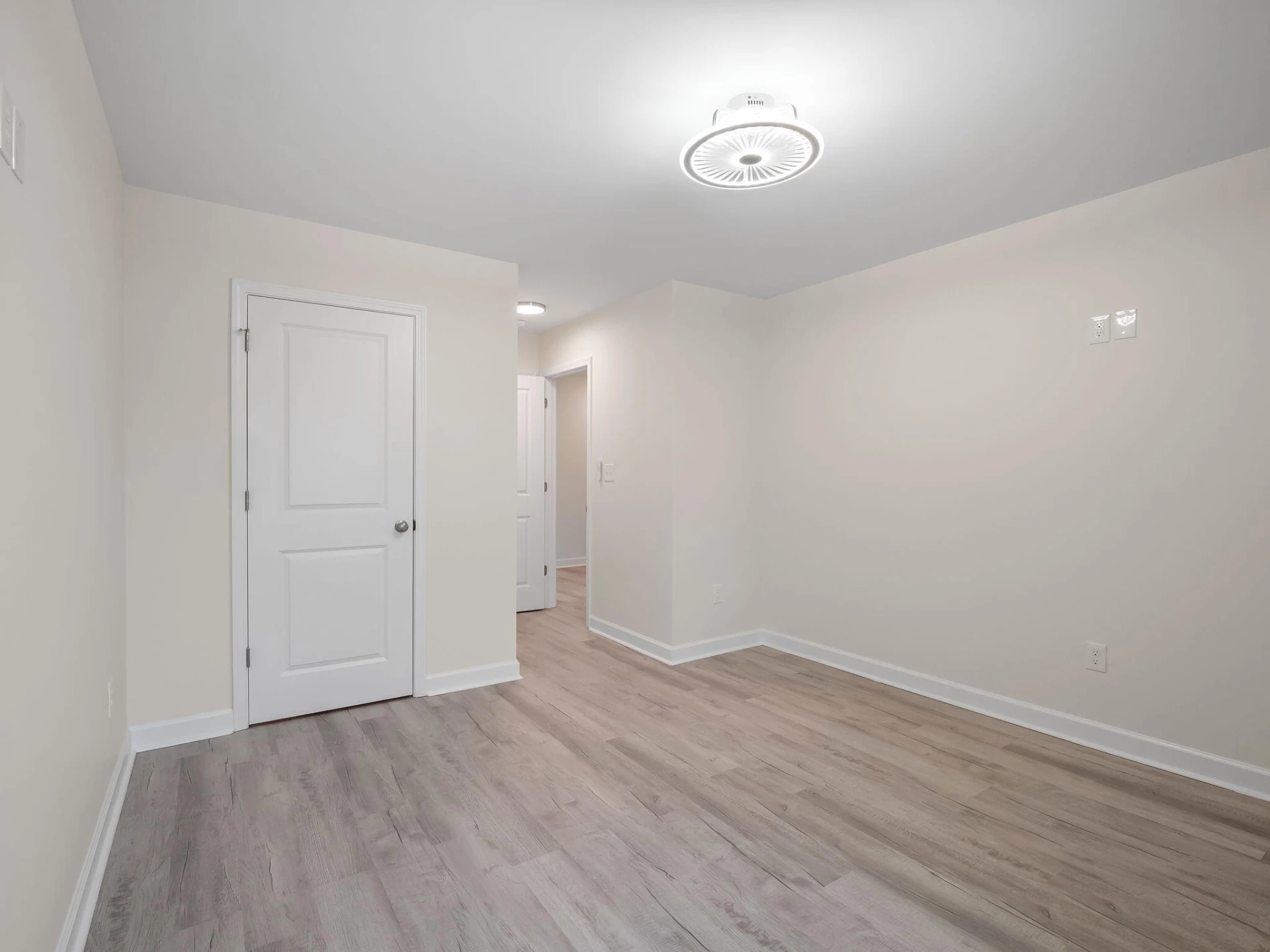 138 W Calhoun ST - Photo 29