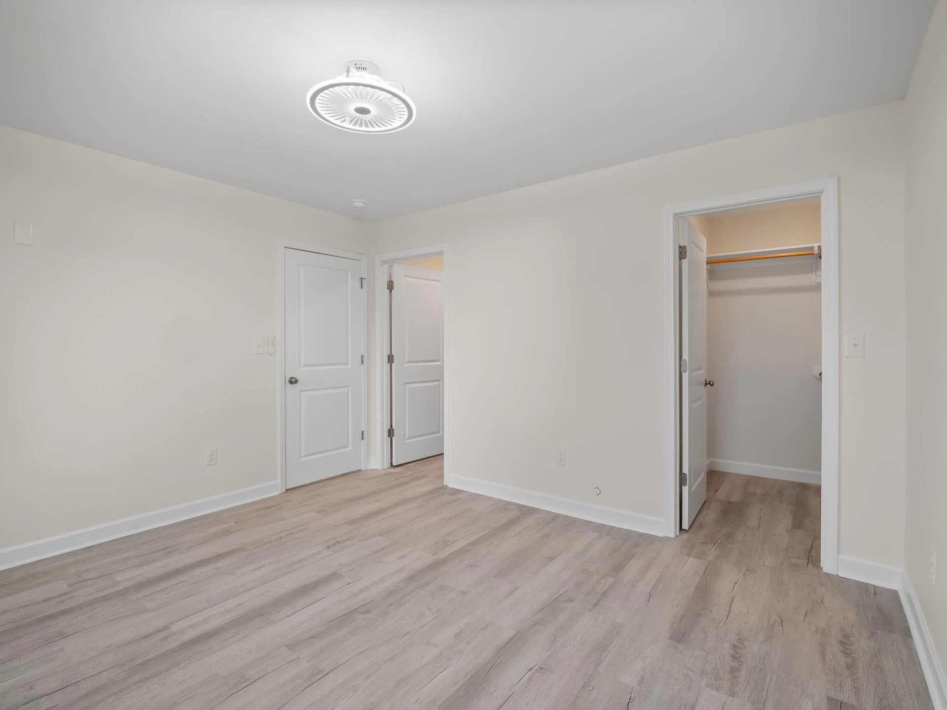 138 W Calhoun ST - Photo 35