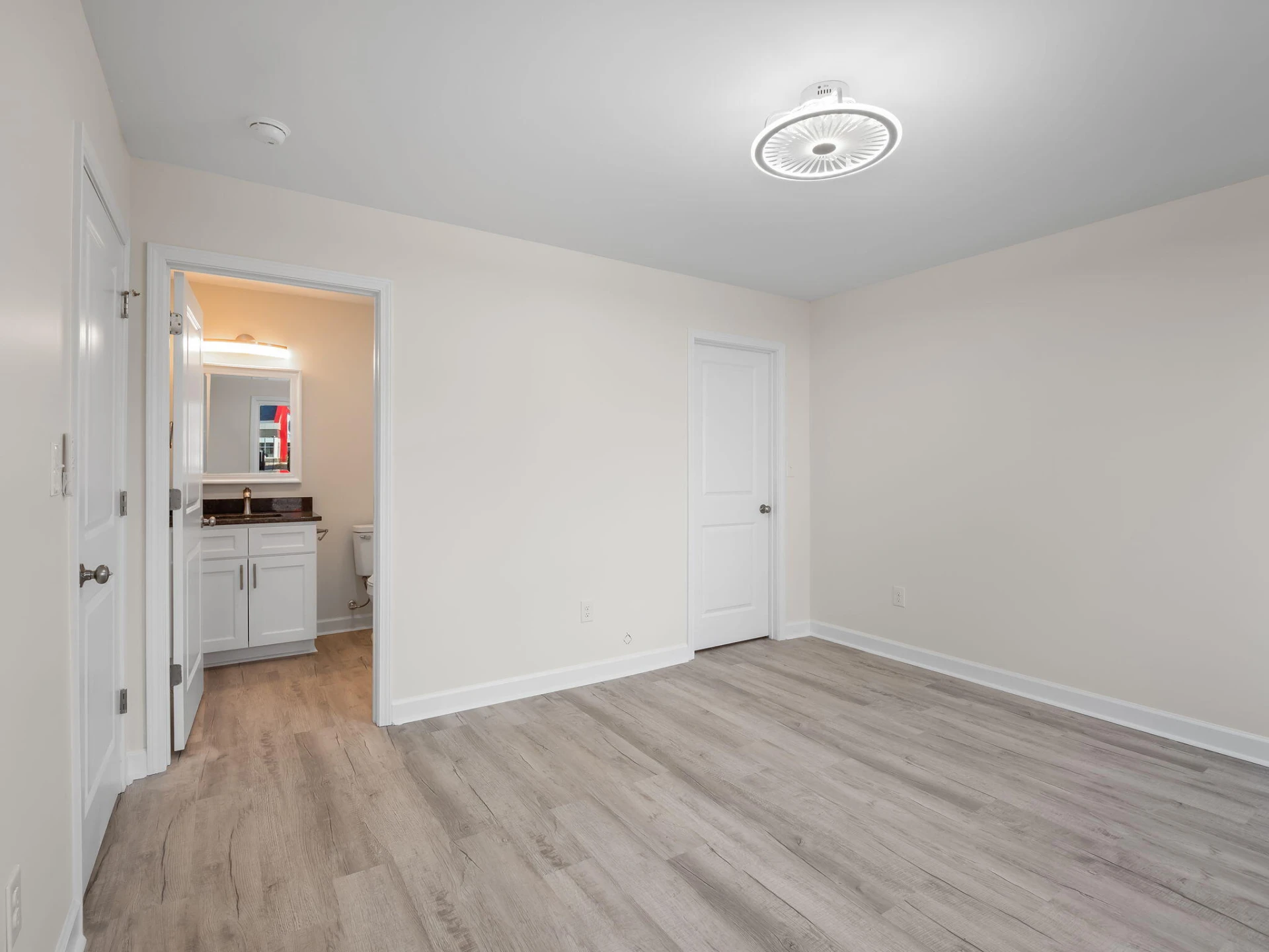 138 W Calhoun ST - Photo 36