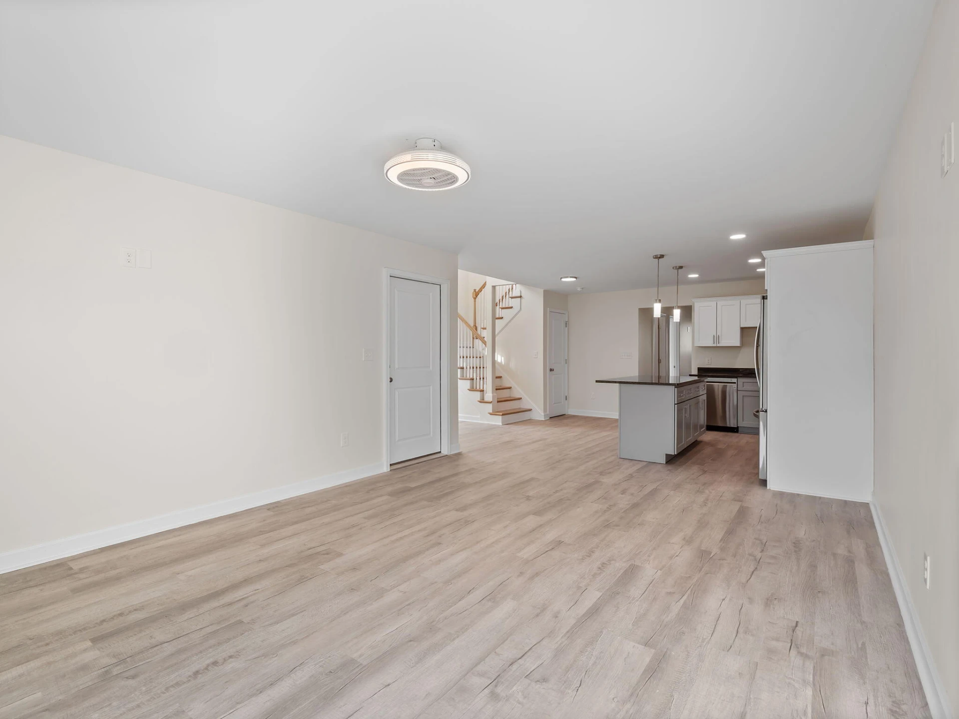 140 W Calhoun ST - Photo 12
