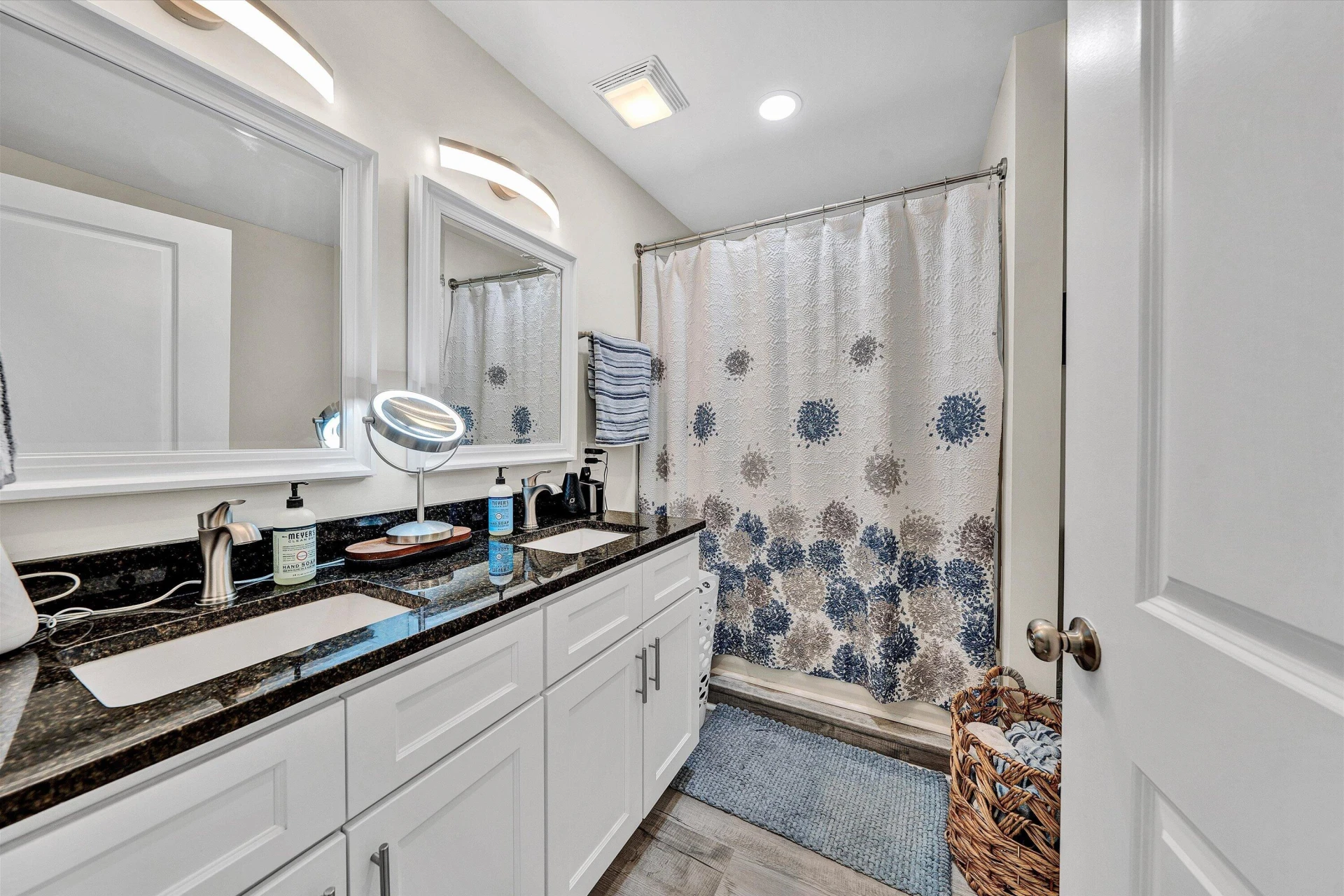 140 W Calhoun ST - Photo 17