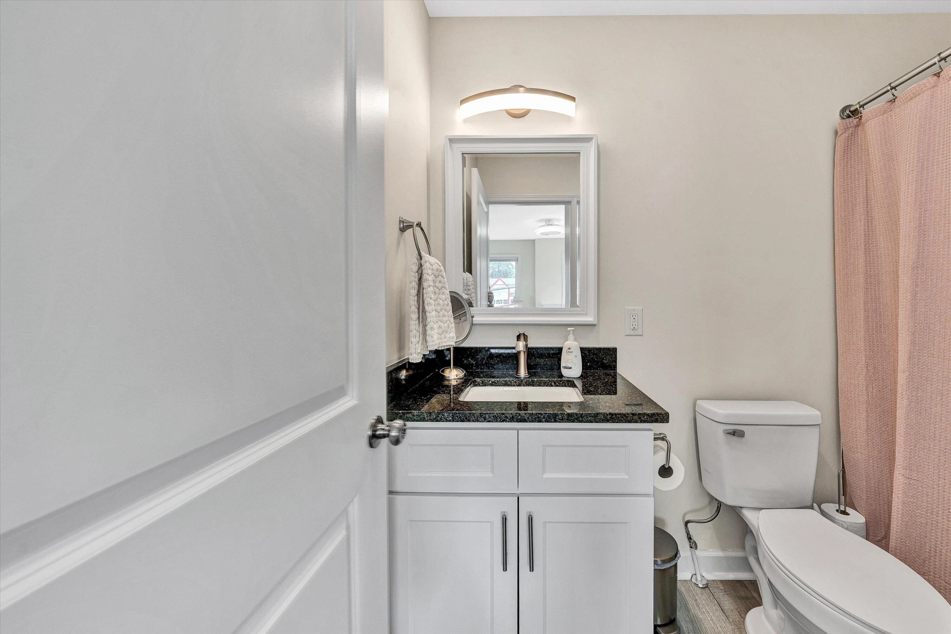 140 W Calhoun ST - Photo 18