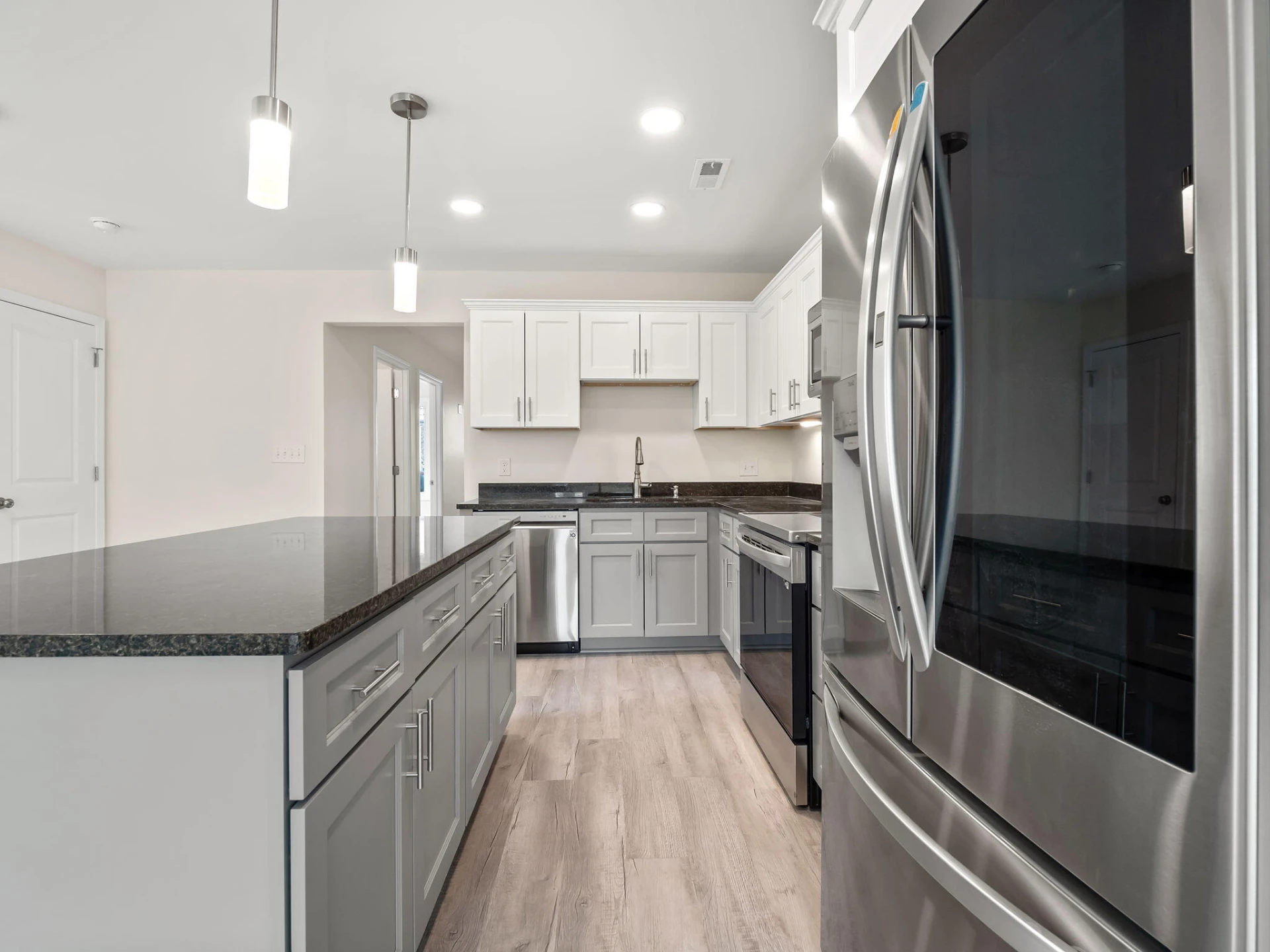 140 W Calhoun ST - Photo 20