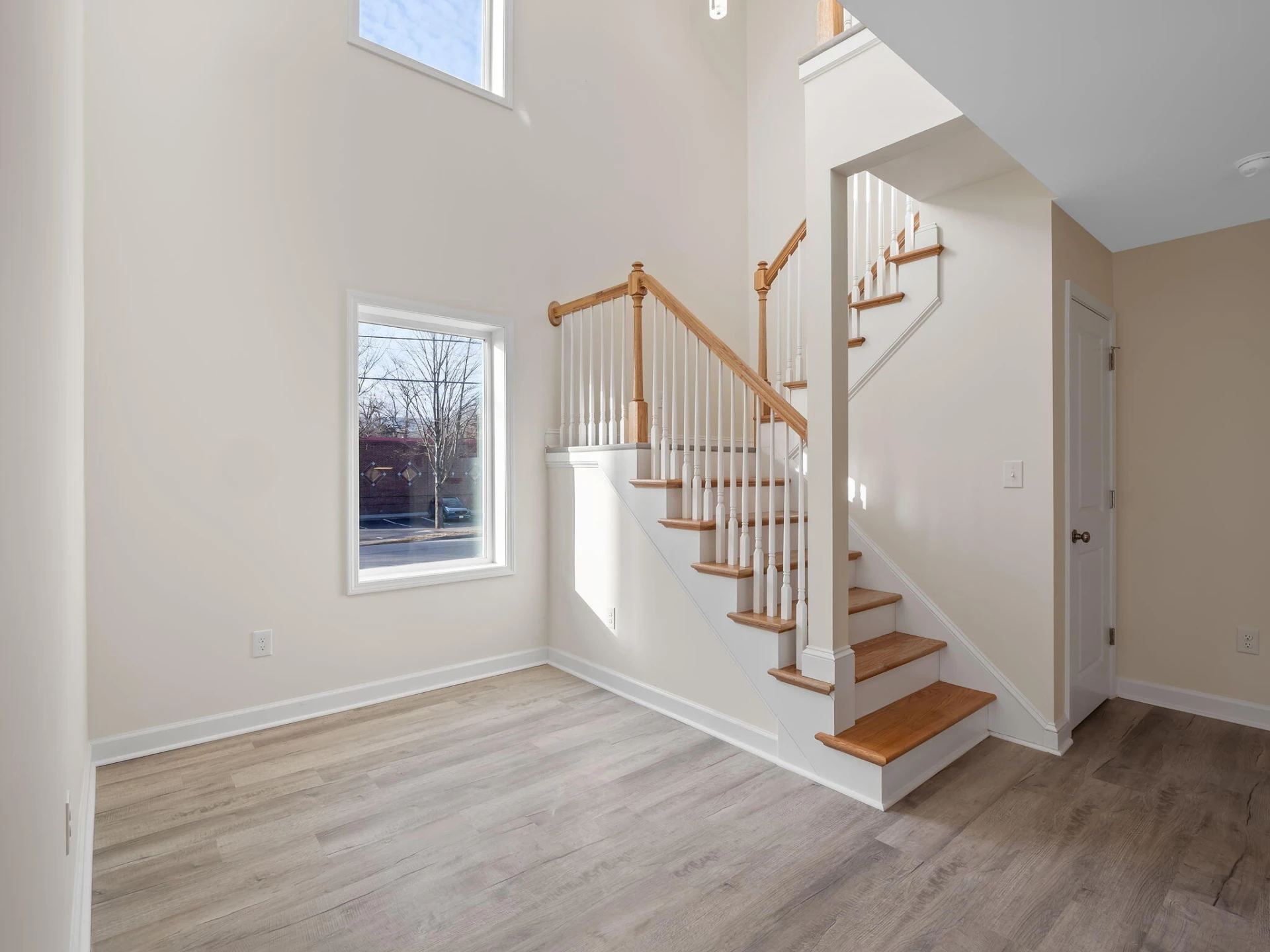 140 W Calhoun ST - Photo 26