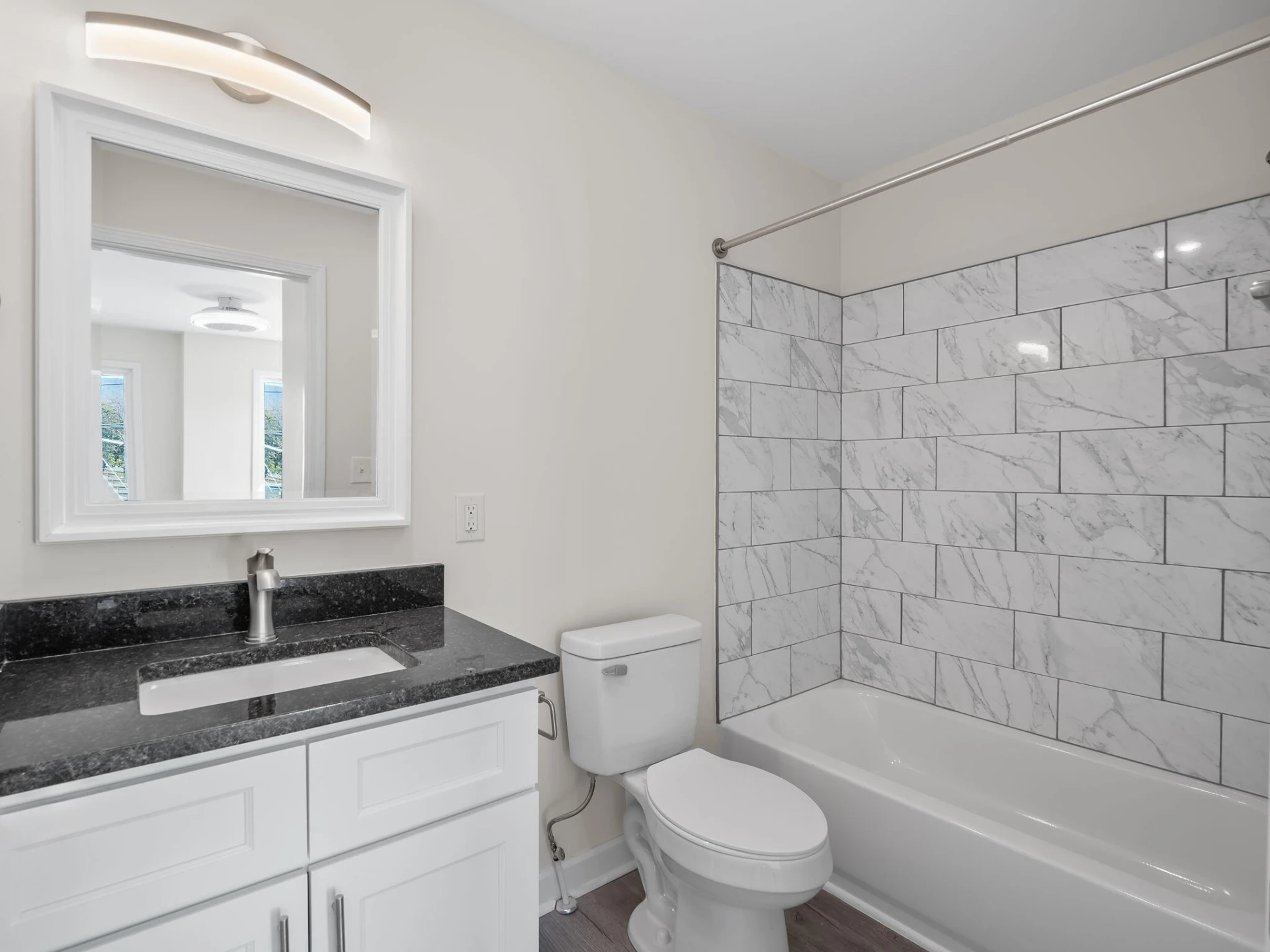 140 W Calhoun ST - Photo 39