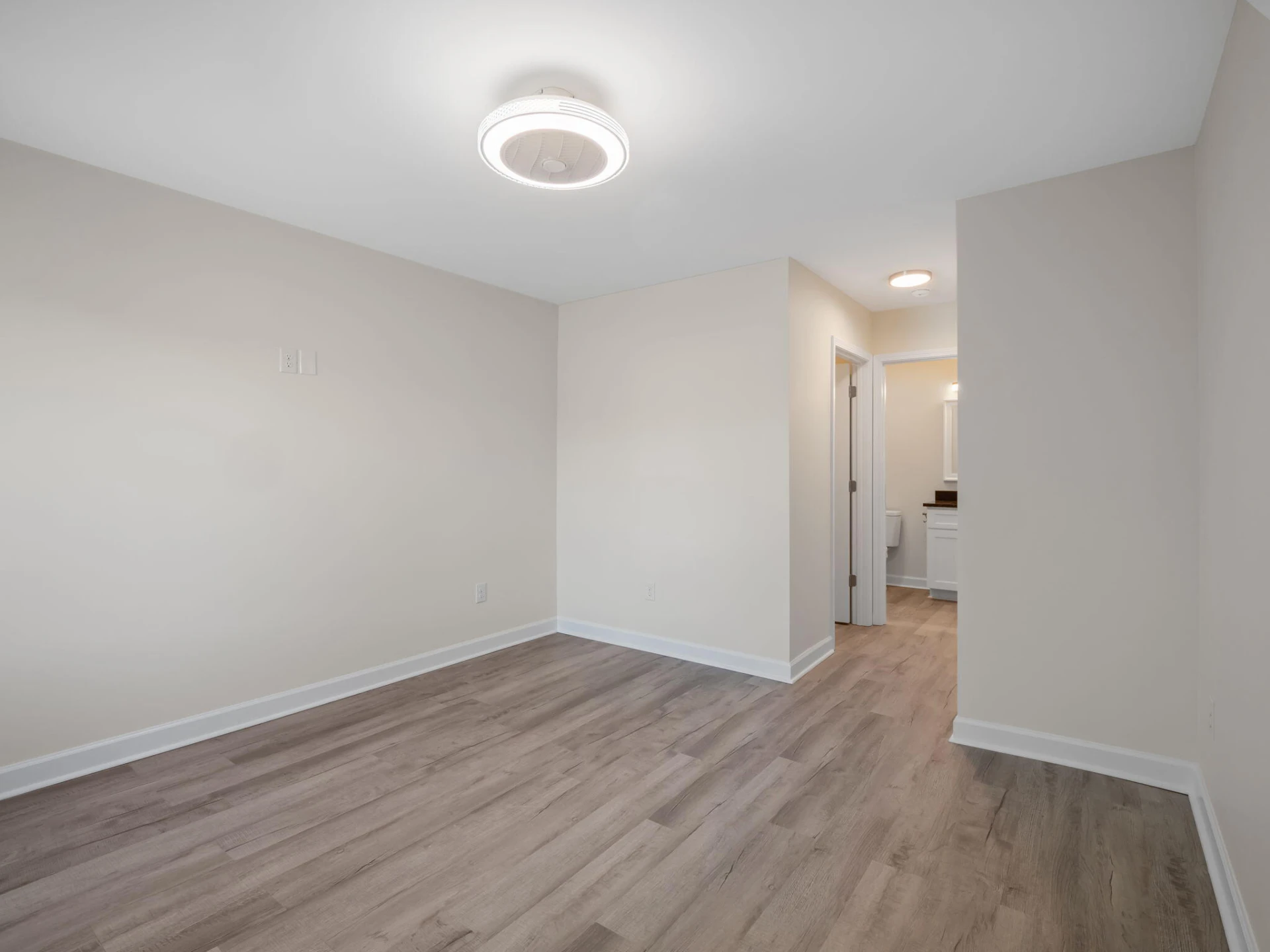 140 W Calhoun ST - Photo 42