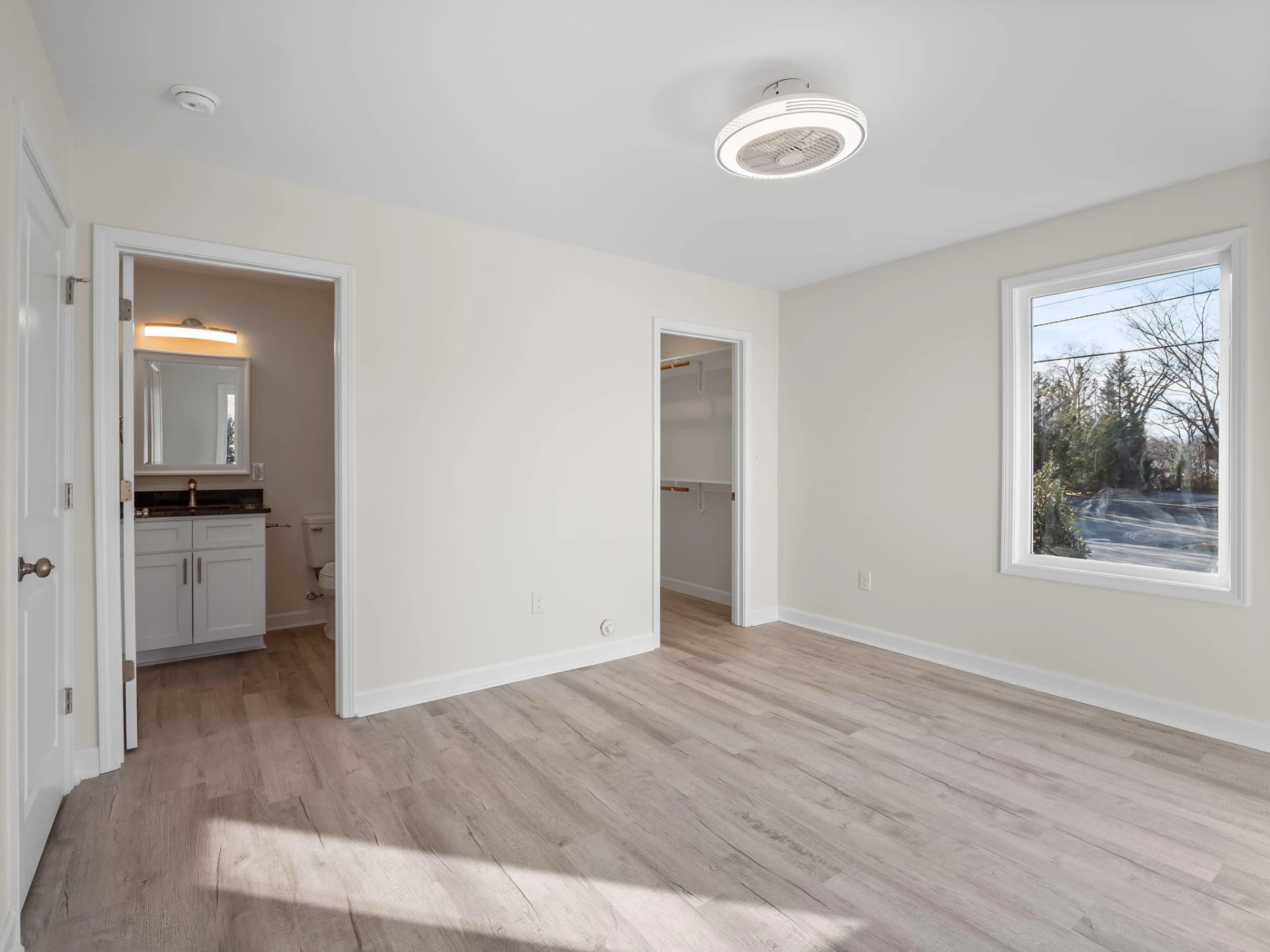 140 W Calhoun ST - Photo 45