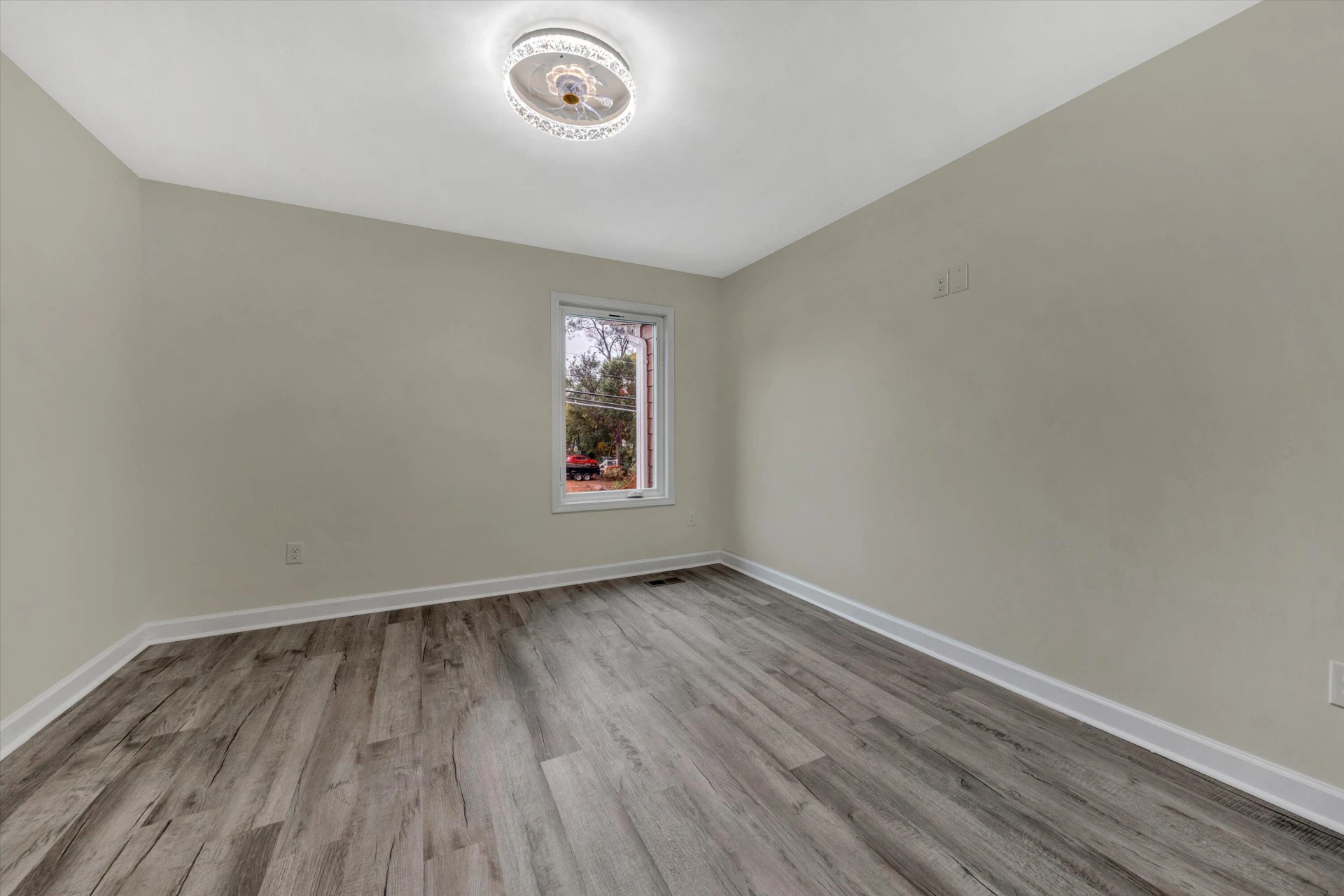 132 W Calhoun ST - Photo 26