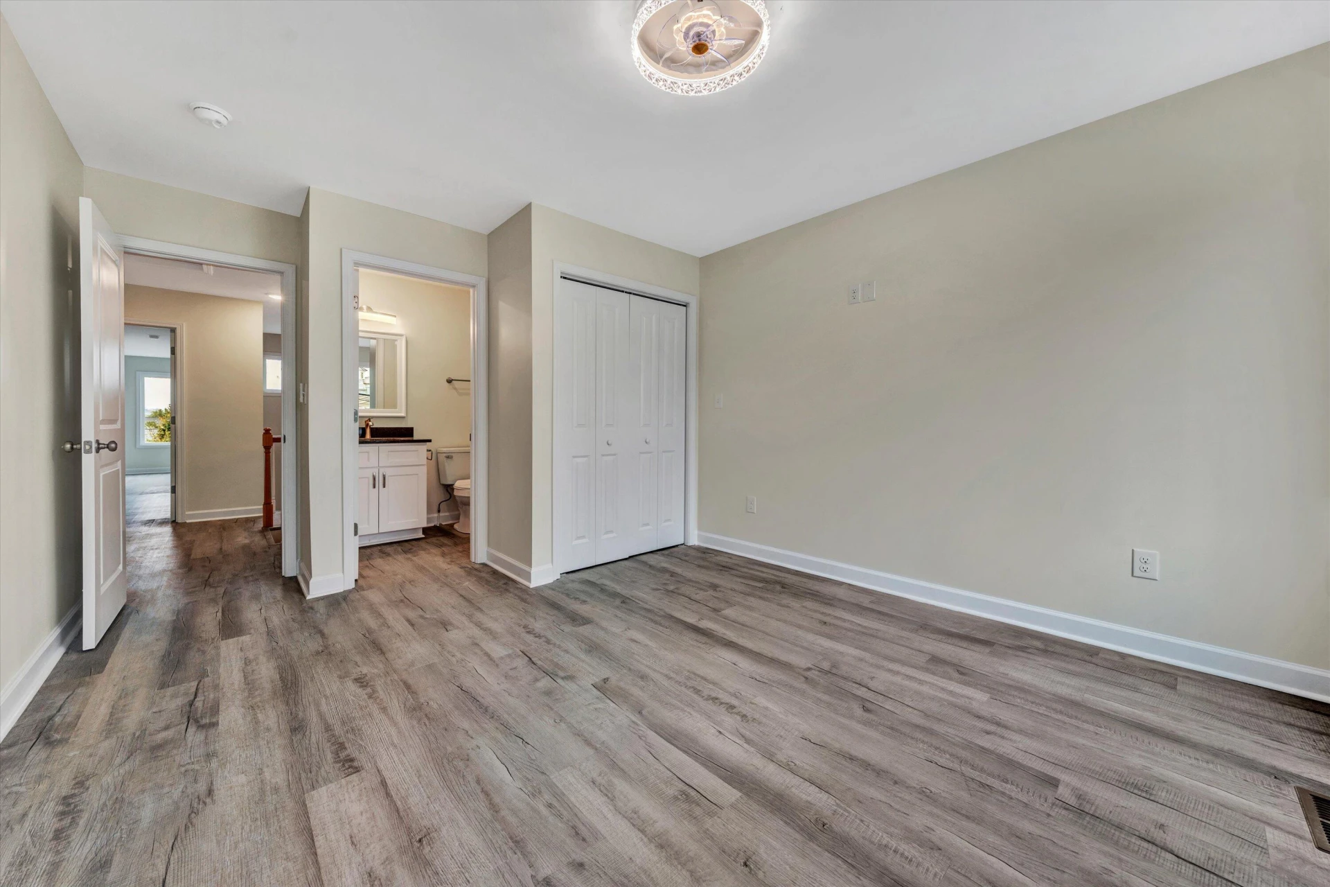 132 W Calhoun ST - Photo 29