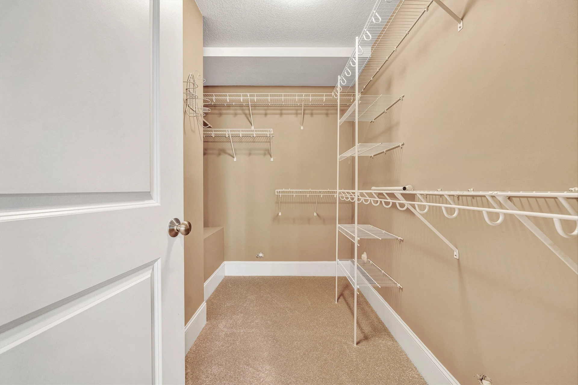 4941 Towne DR - Photo 17