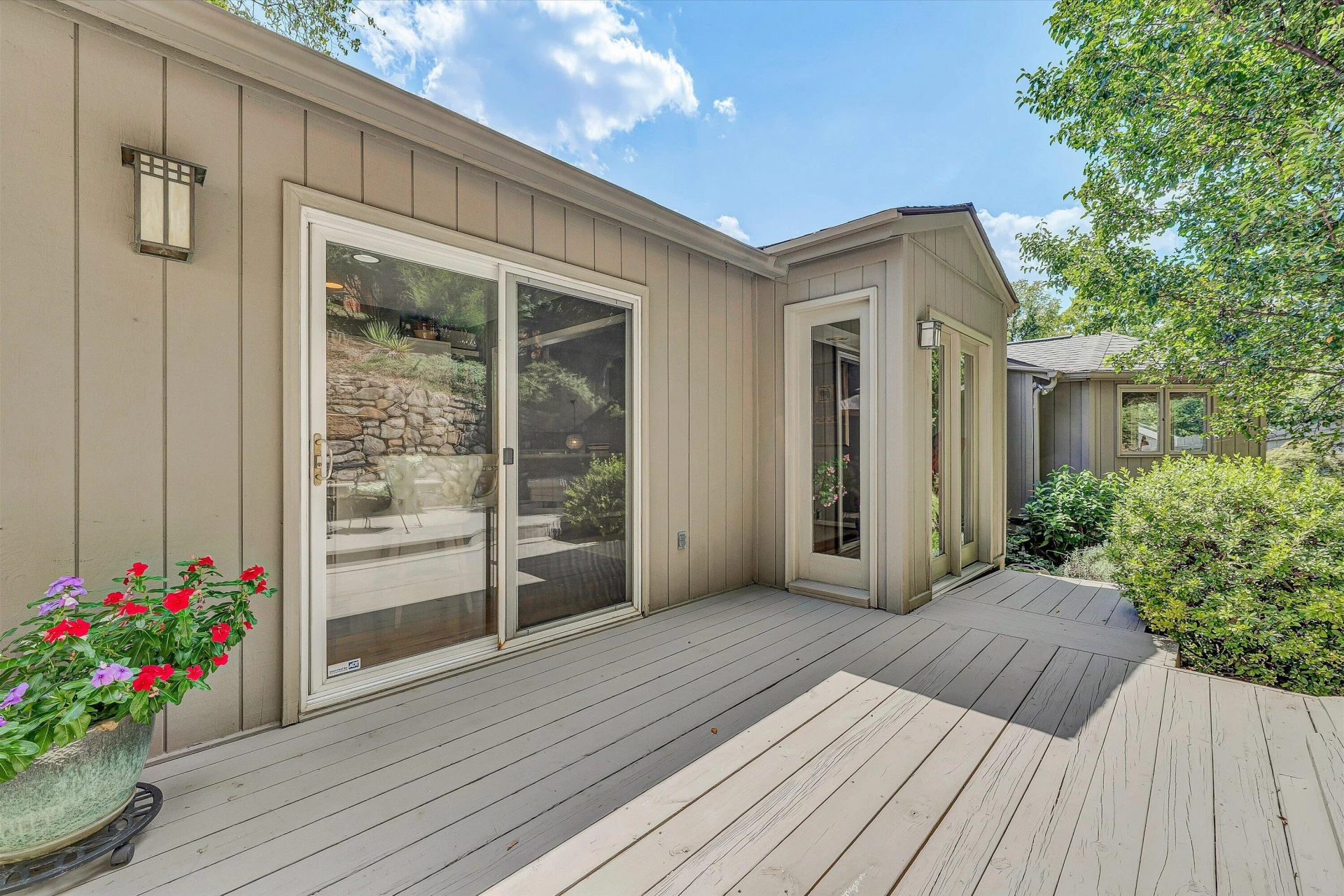 2523 Hollowdale DR - Photo 25