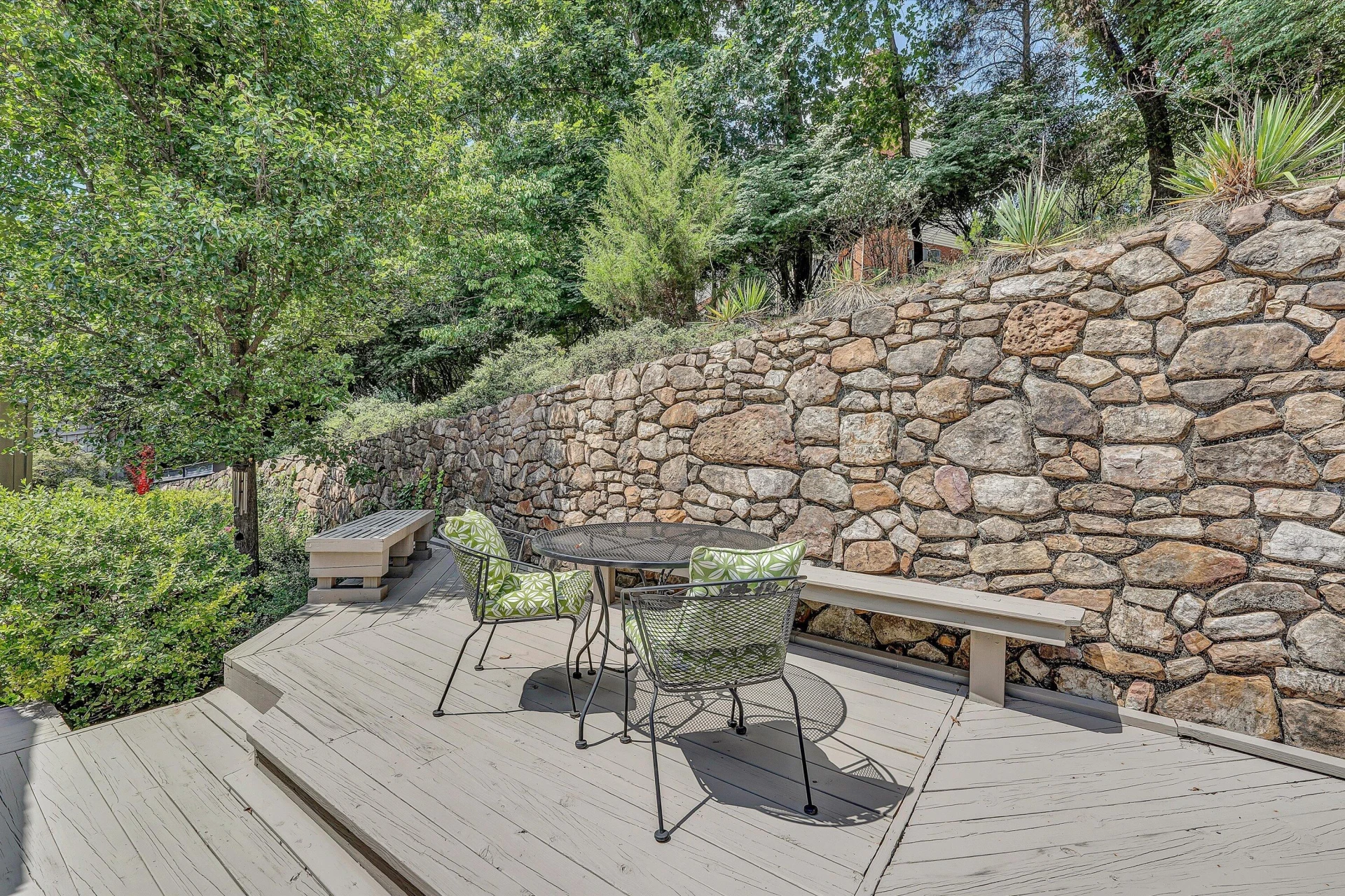 2523 Hollowdale DR - Photo 27