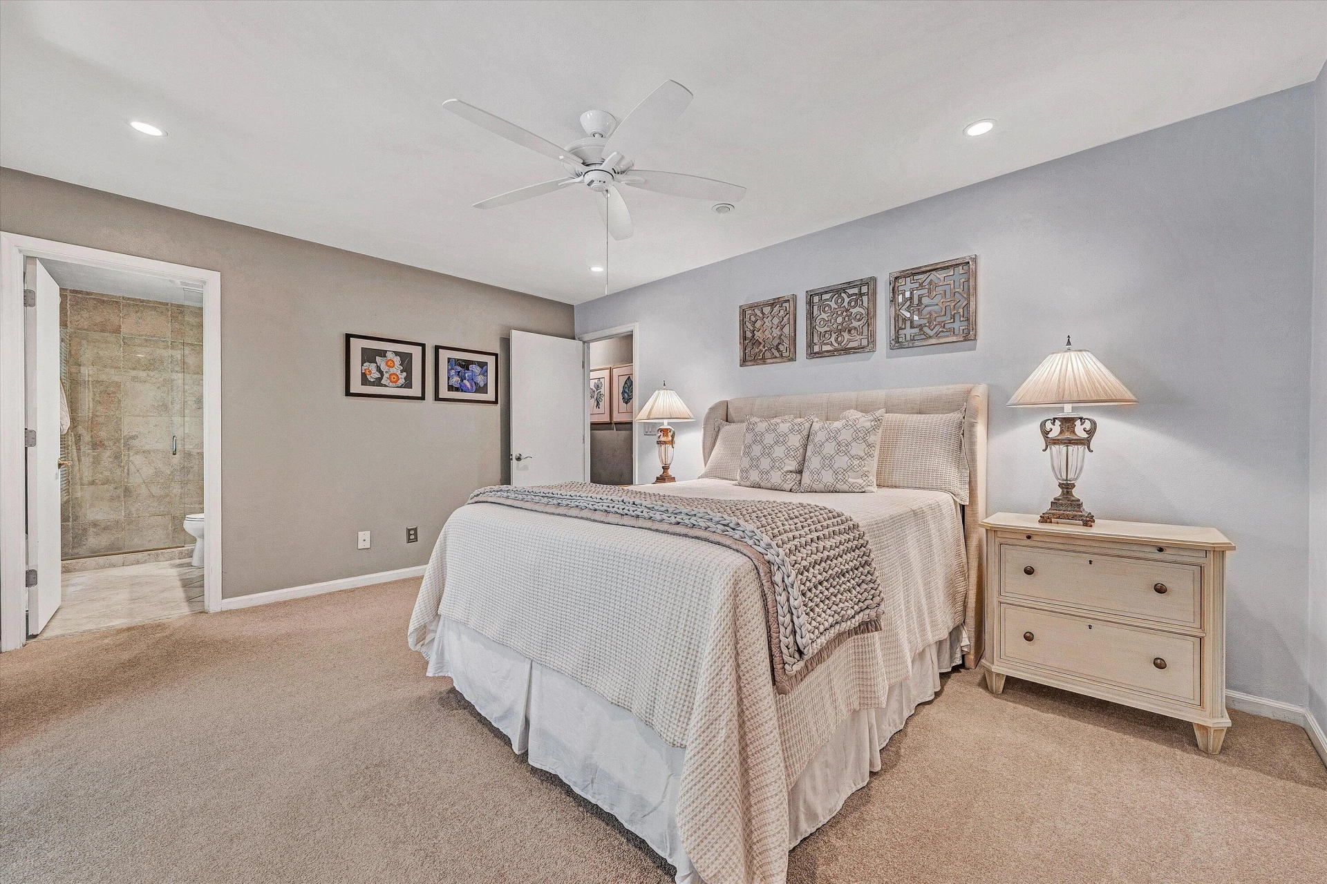 2523 Hollowdale DR - Photo 34