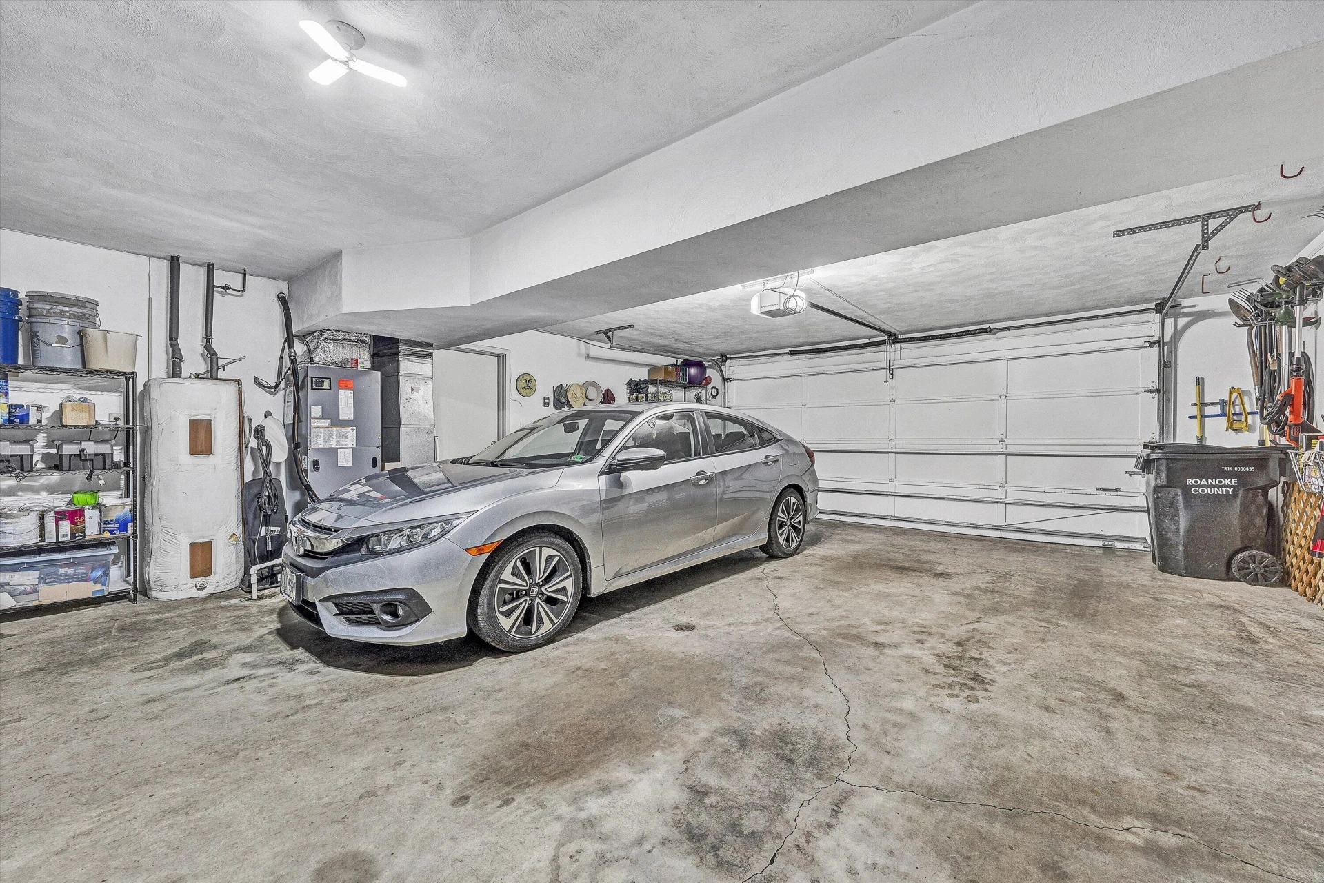 2523 Hollowdale DR - Photo 42
