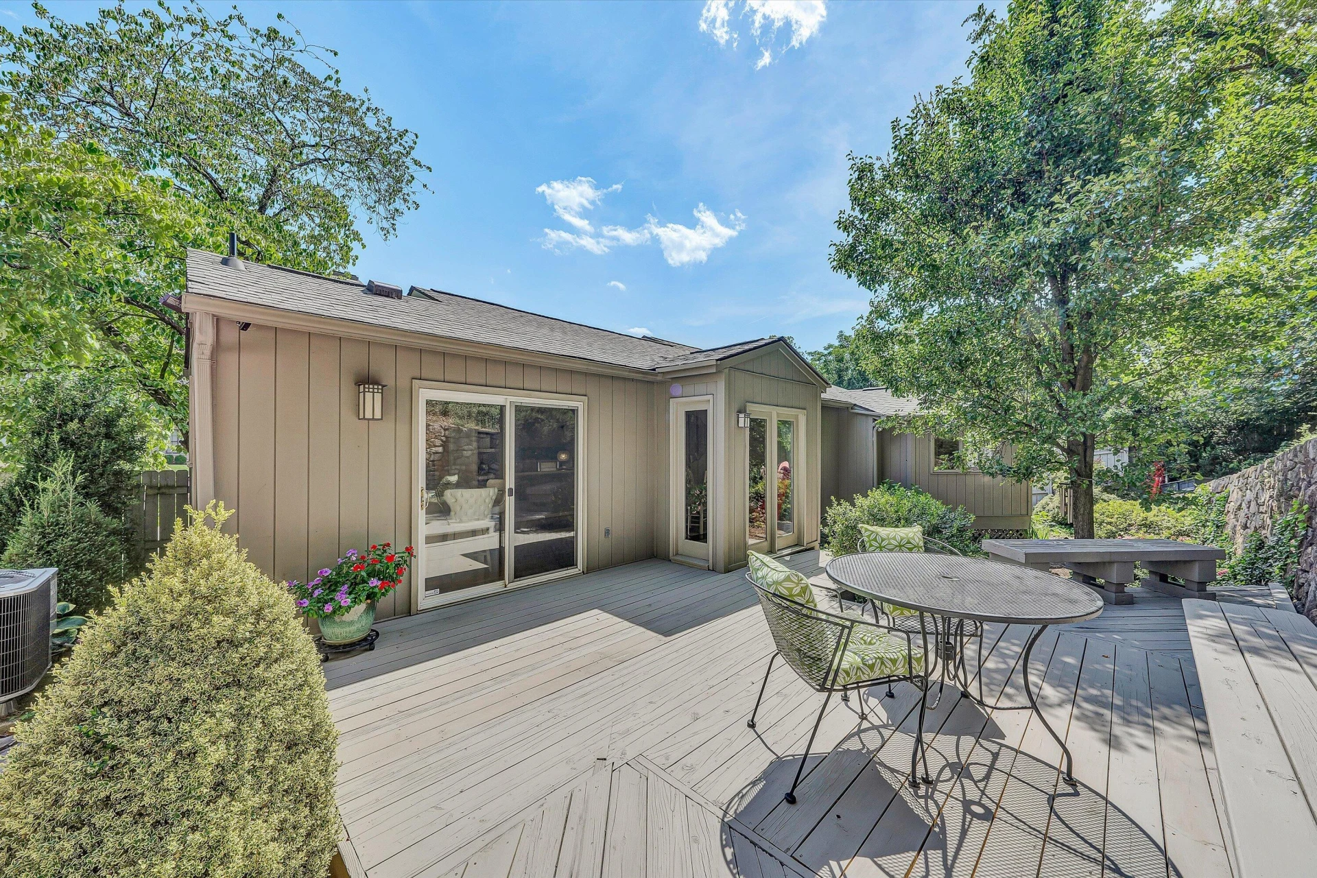 2523 Hollowdale DR - Photo 47