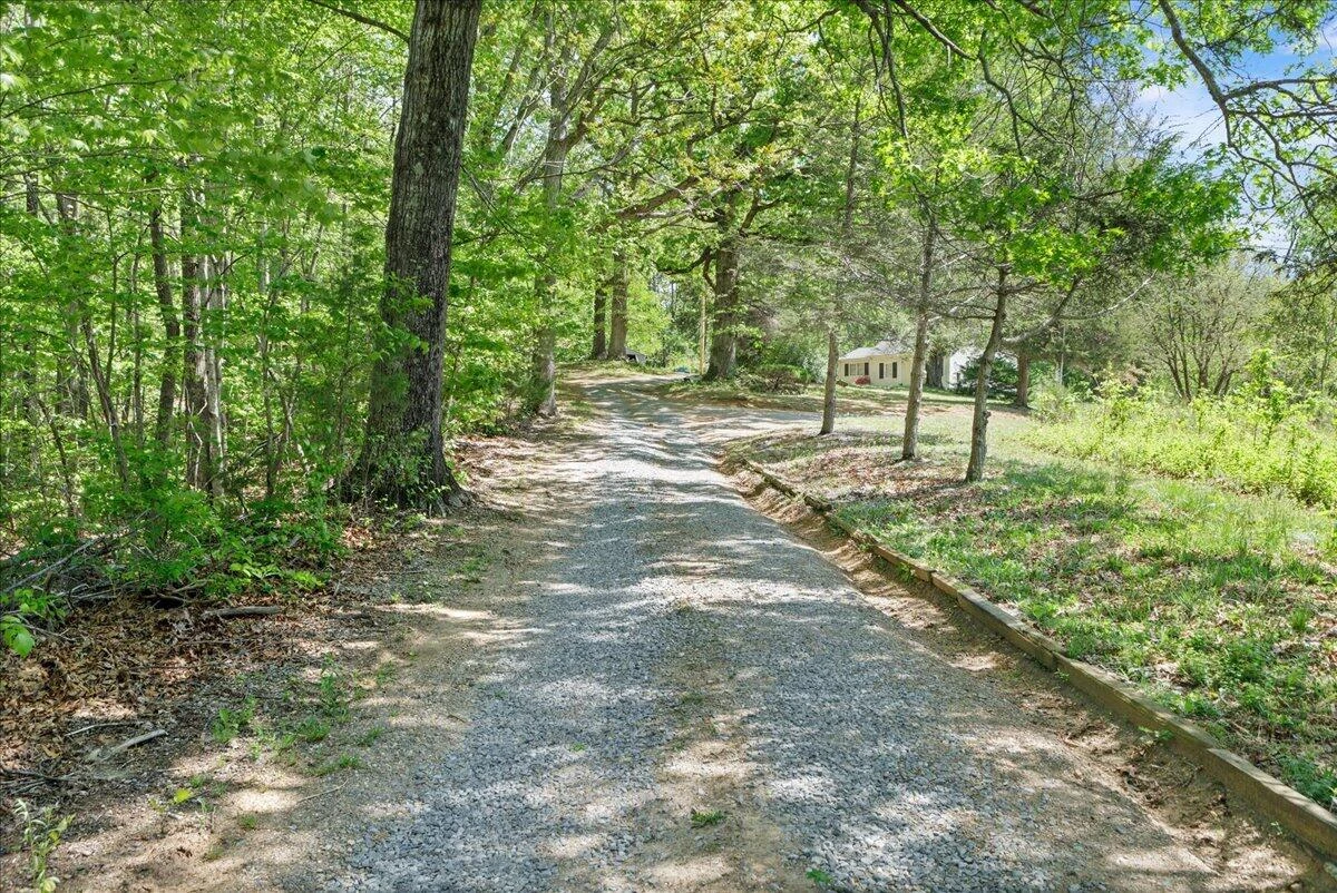 1512 Snow Creek RD - Photo 3