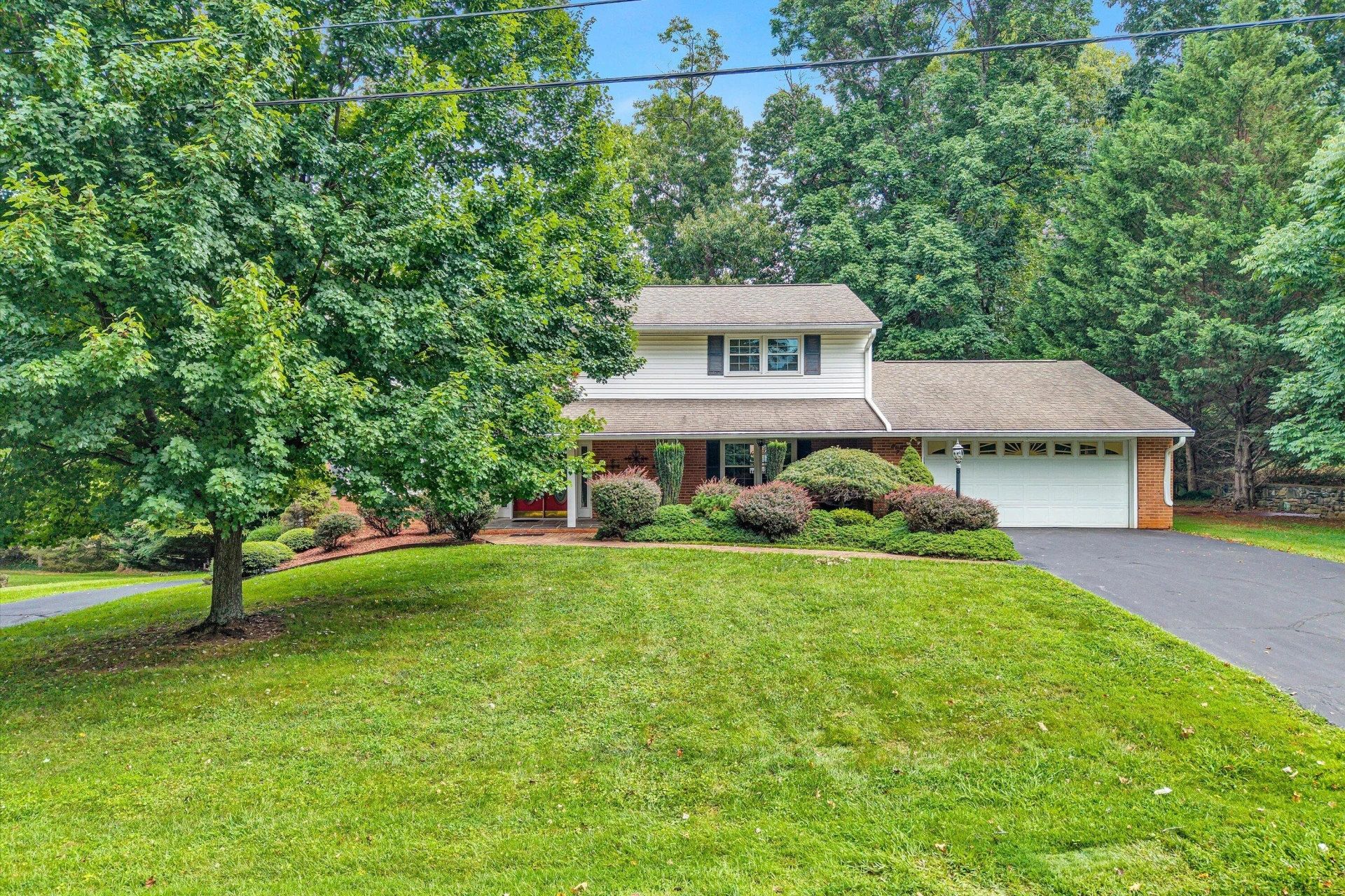 1120 Chestnut Mountain DR - Photo 5