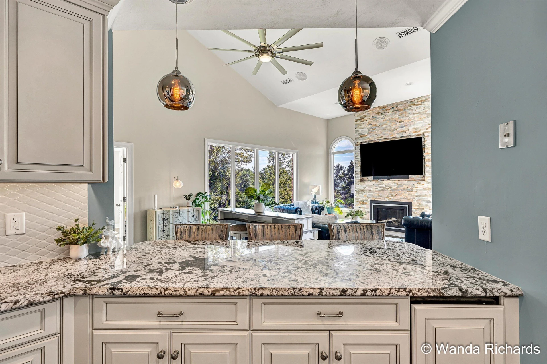 8123 Vista Forest DR - Photo 25
