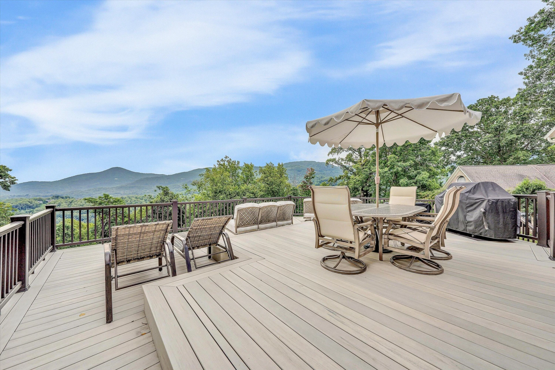 8123 Vista Forest DR - Photo 39