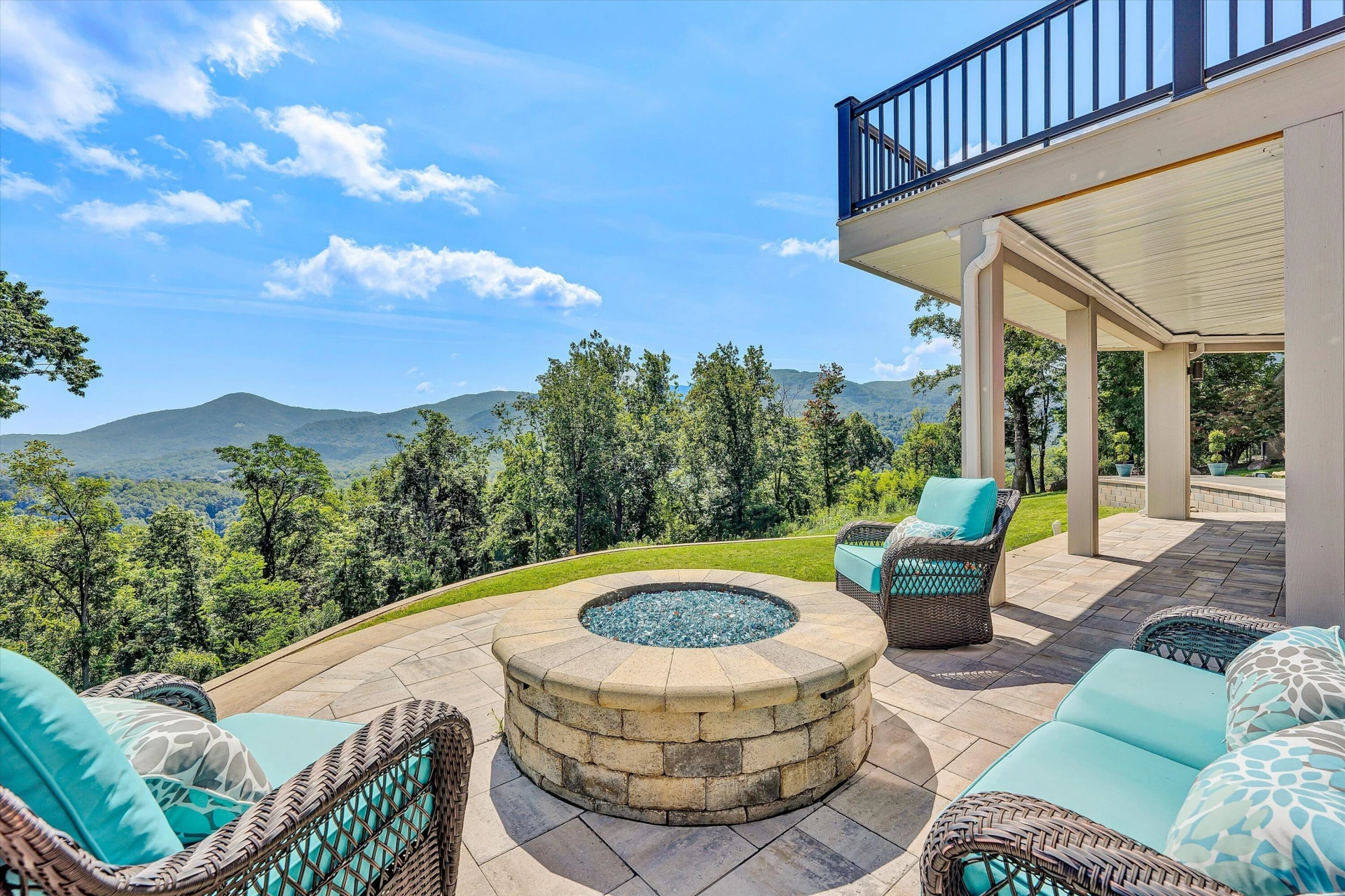 8123 Vista Forest DR - Photo 98