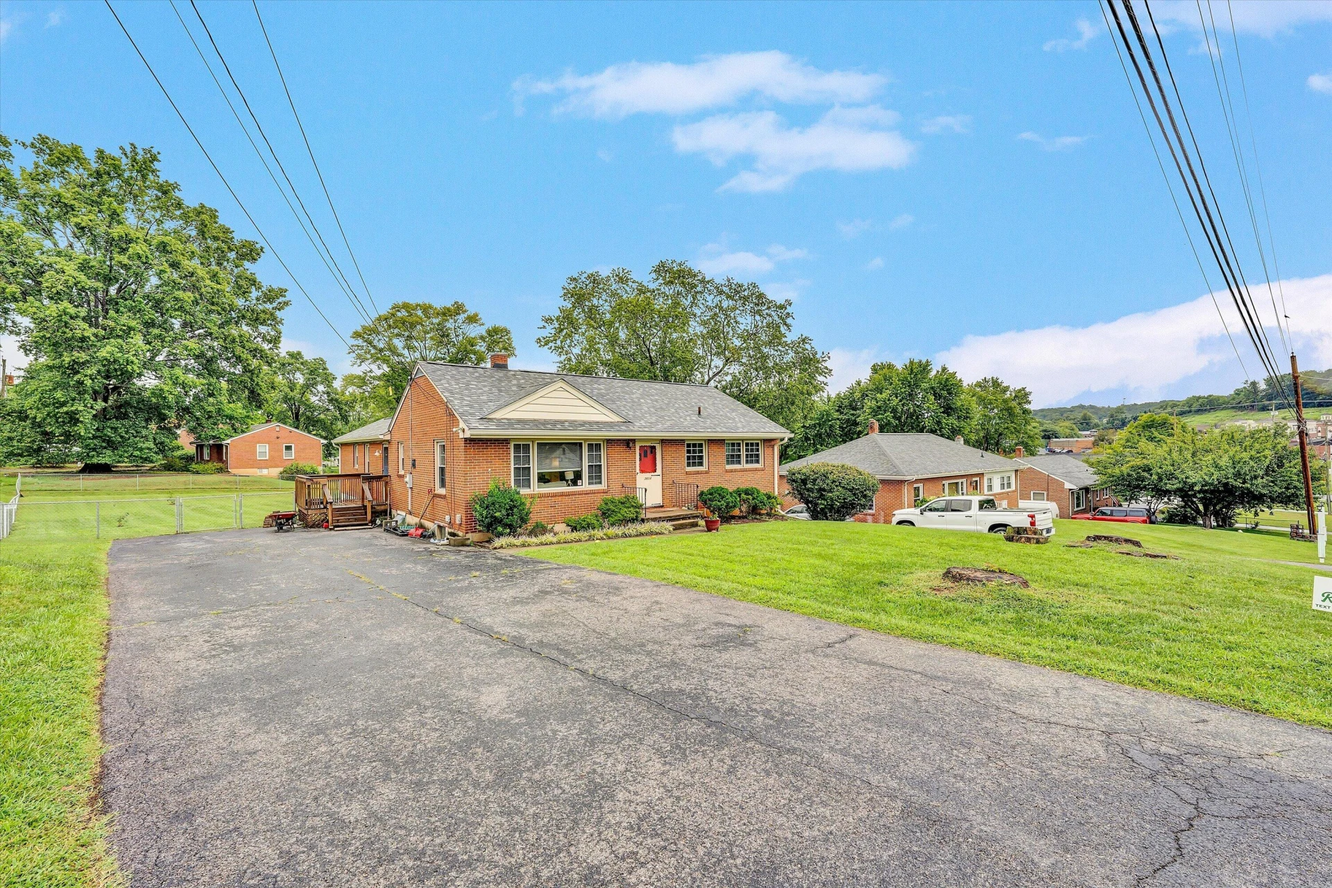 3604 Manassas DR - Photo 4