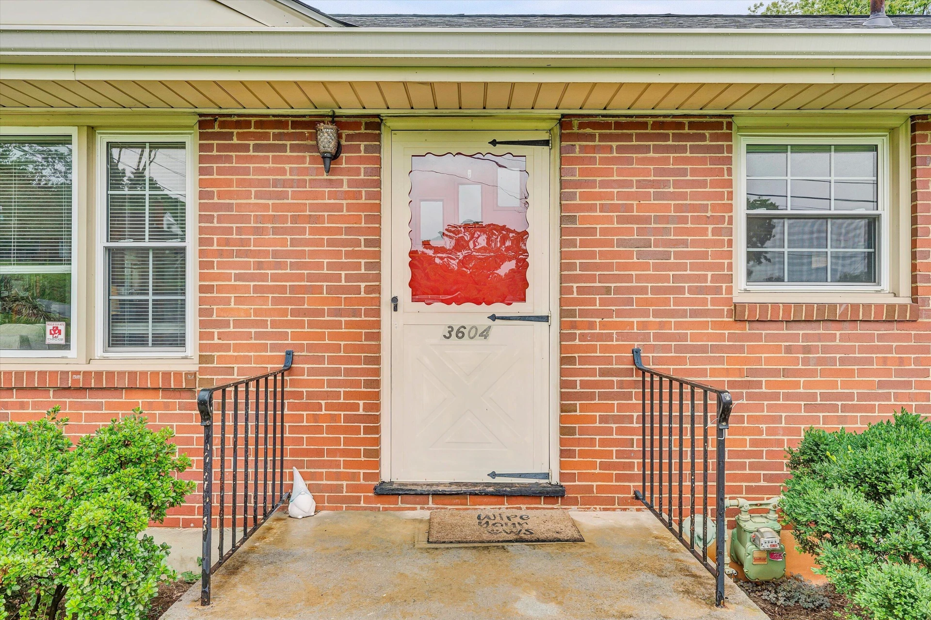 3604 Manassas DR - Photo 5