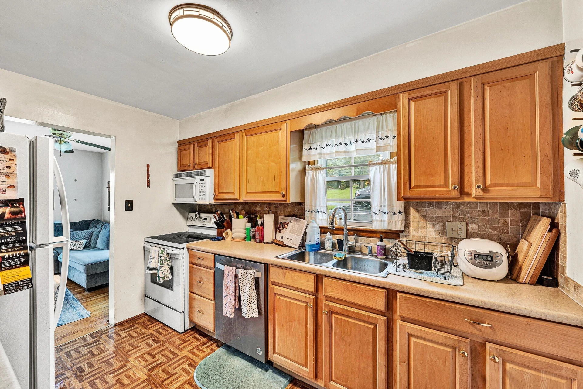 3604 Manassas DR - Photo 11