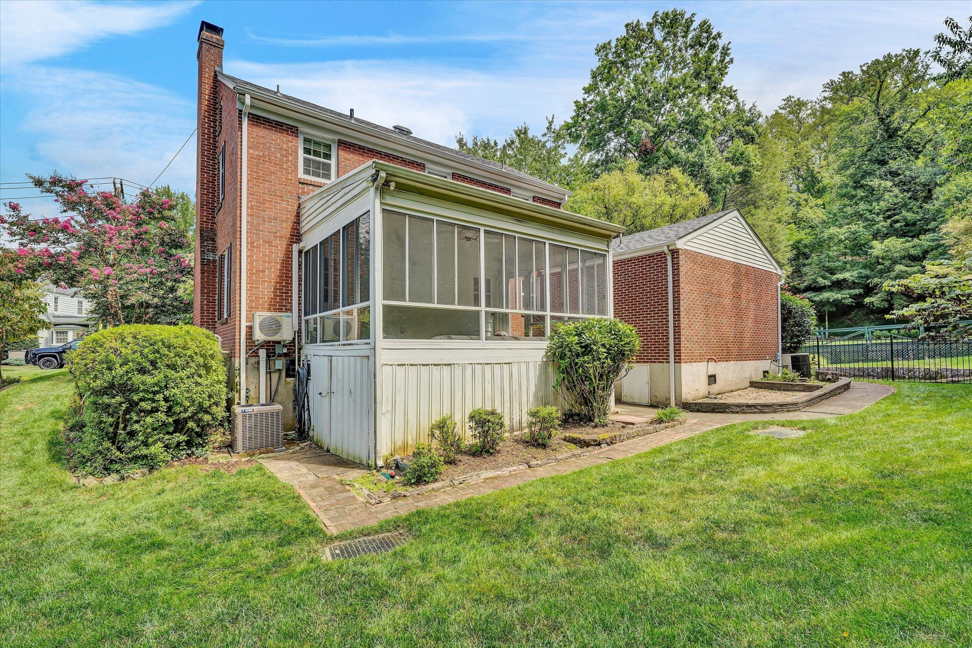 3288 Somerset ST SW - Photo 36