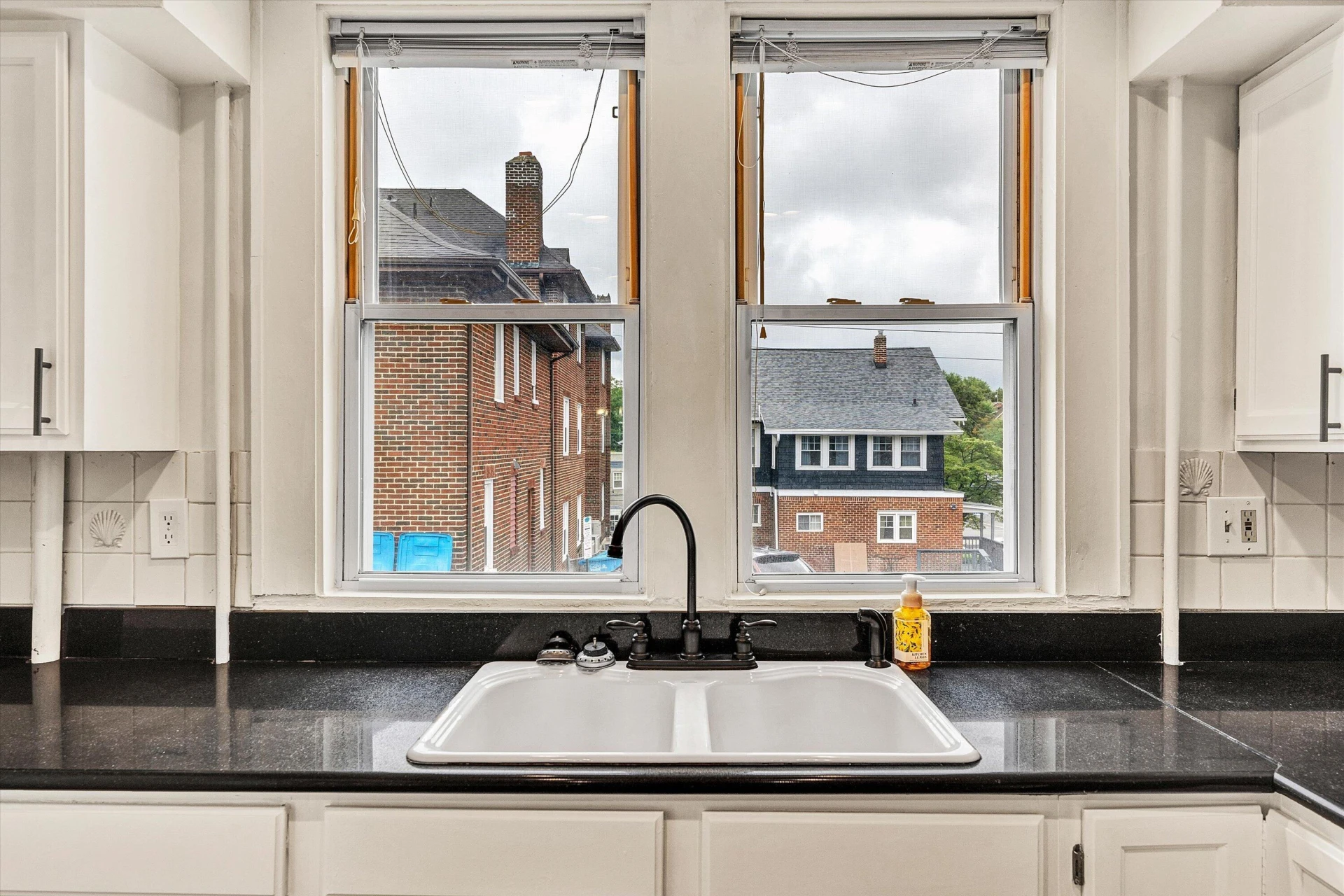 2018 Westover AVE SW - Photo 8
