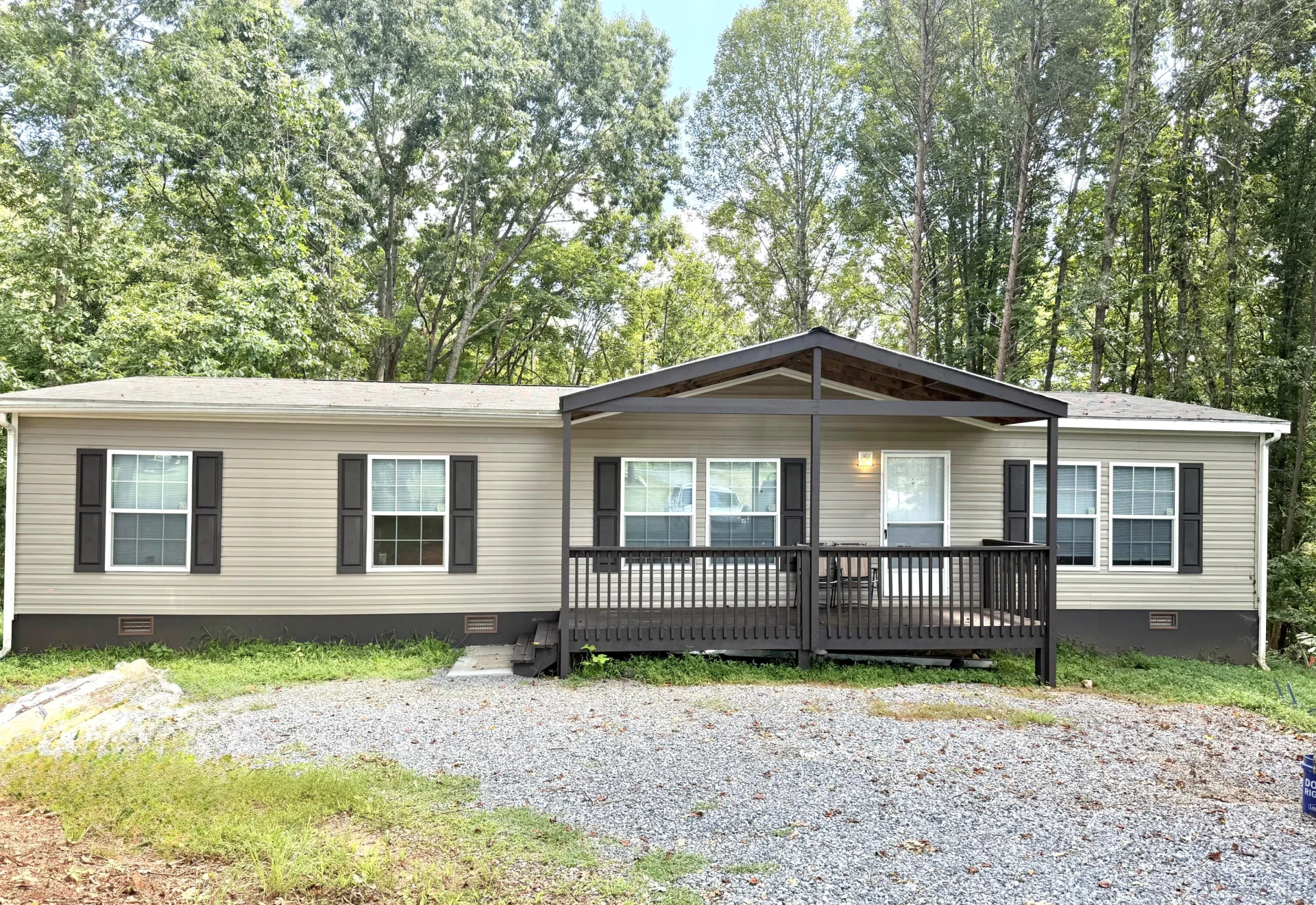 1452 White House RD