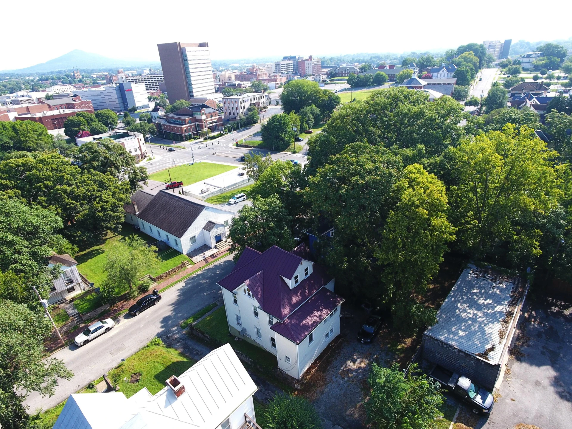 350 Mountain AVE SW - Photo 3