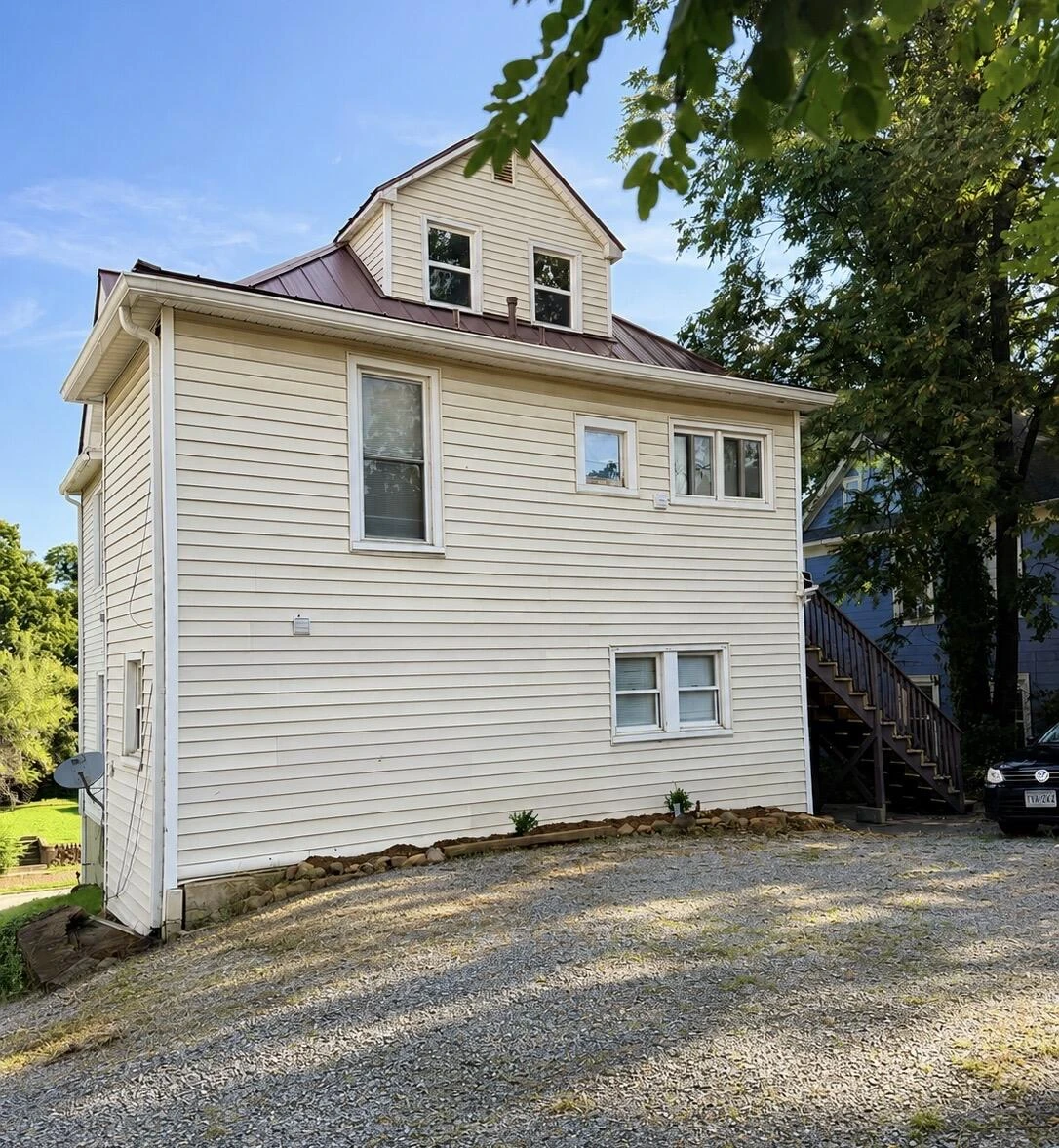 350 Mountain AVE SW - Photo 6