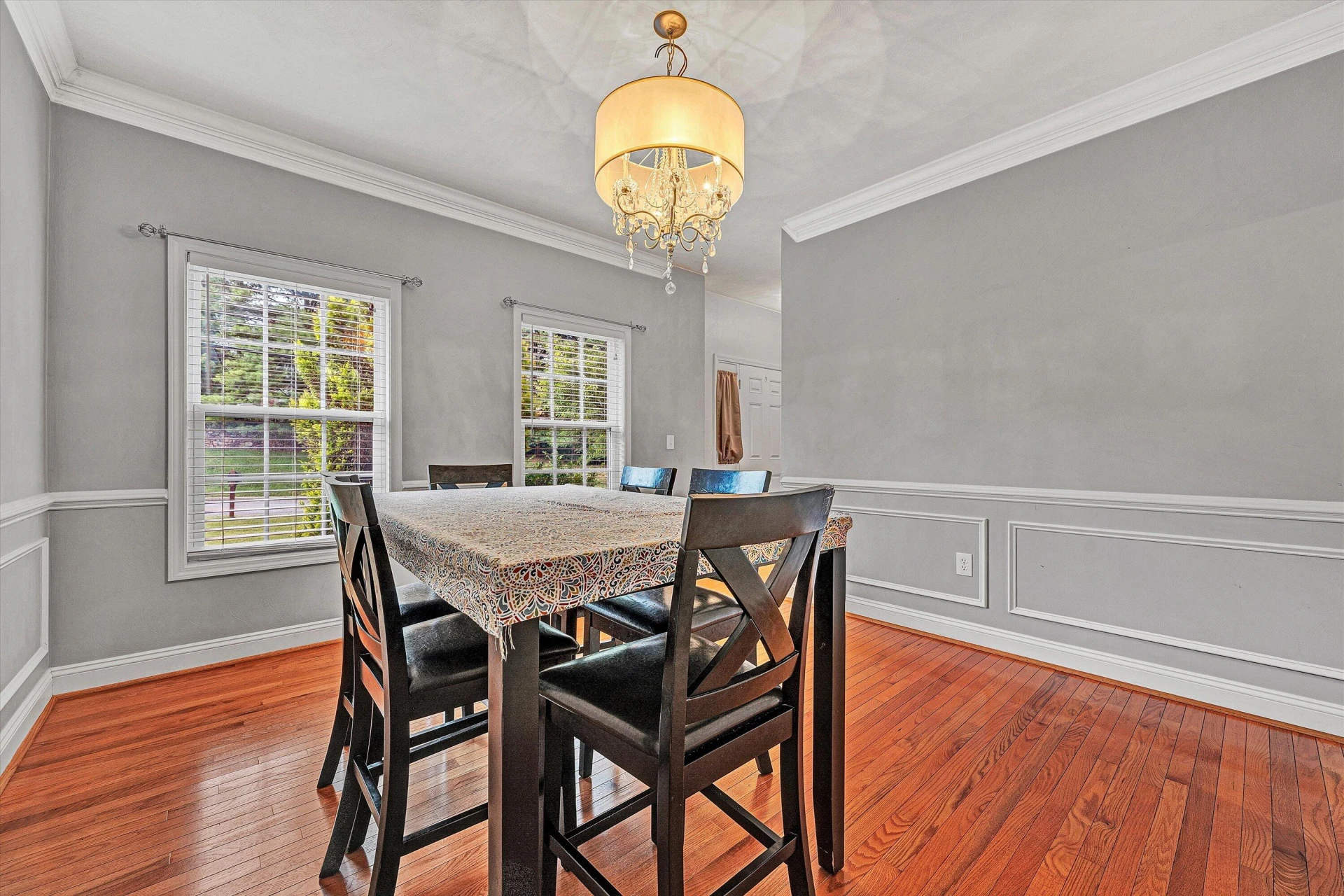 6088 Roselawn RD - Photo 9