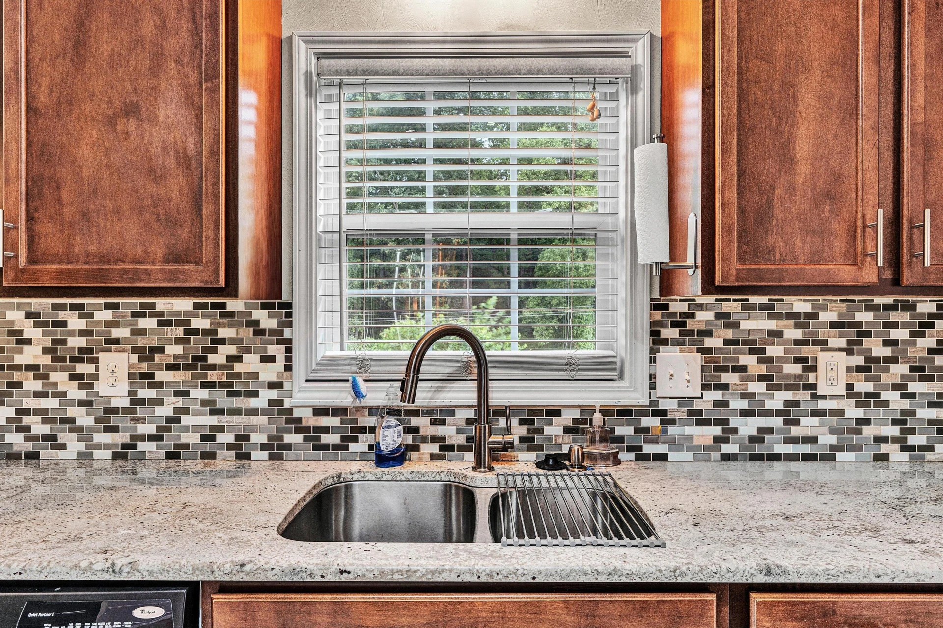 6088 Roselawn RD - Photo 12