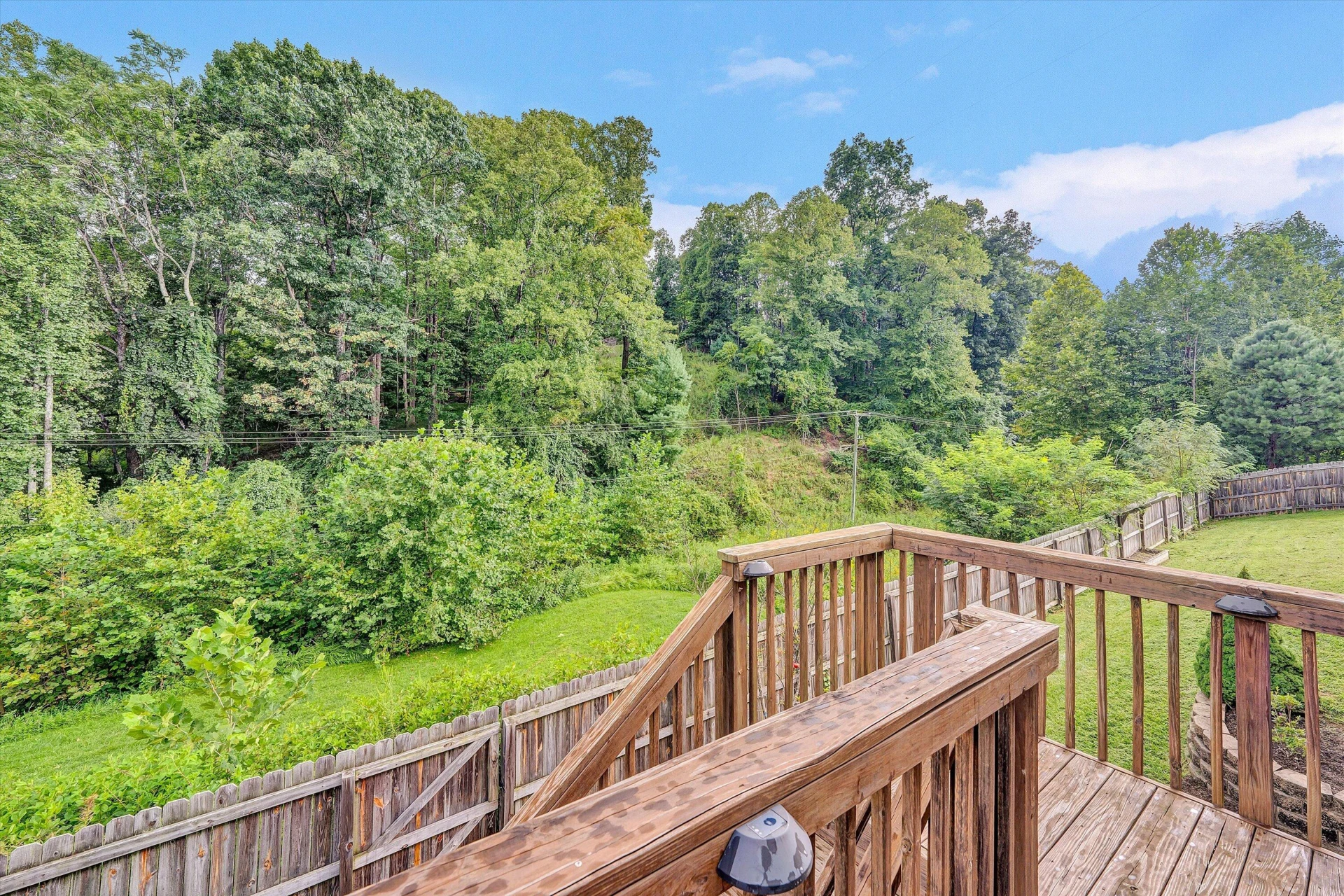 6088 Roselawn RD - Photo 21