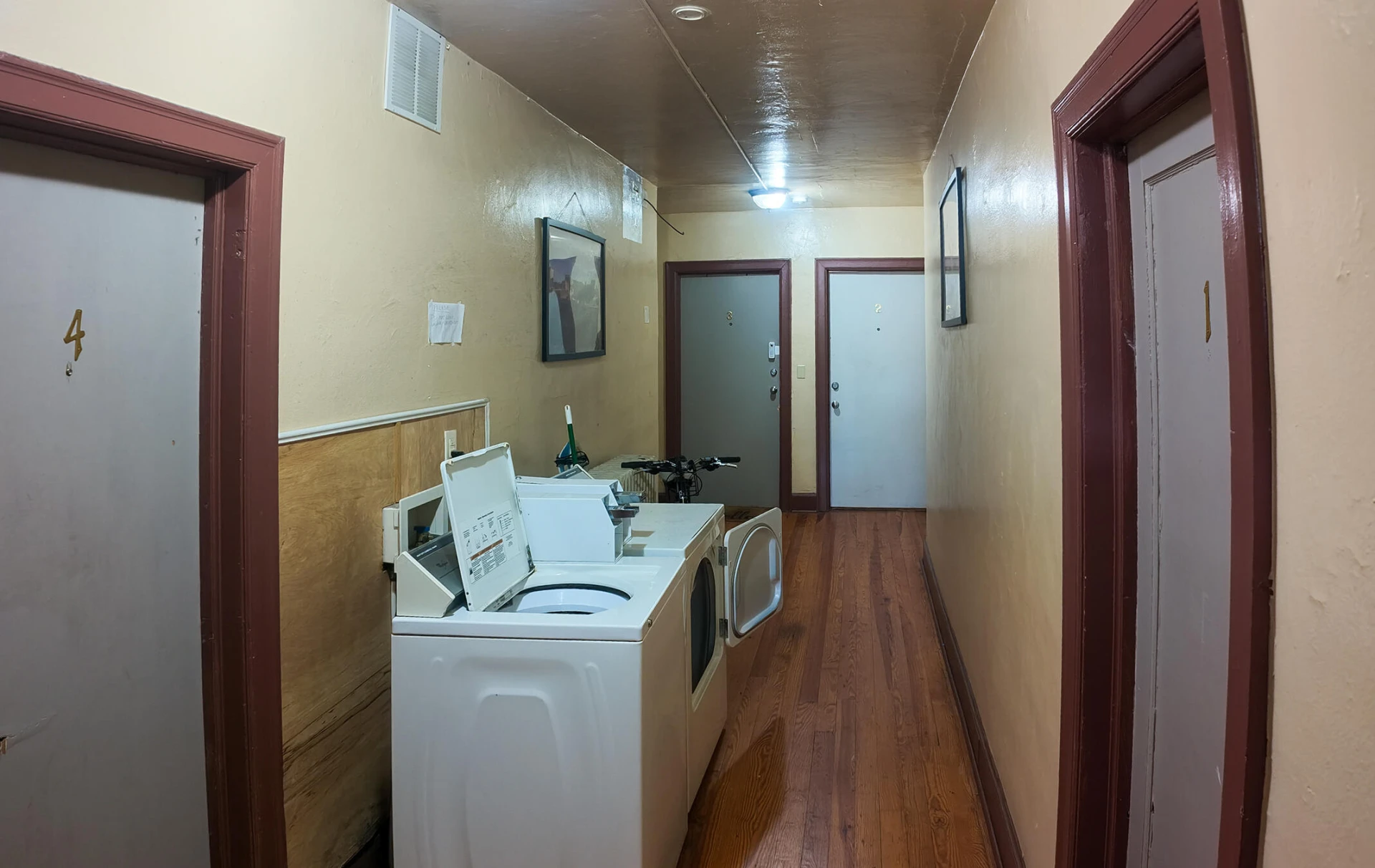813 Ferdinand AVE SW - Photo 21