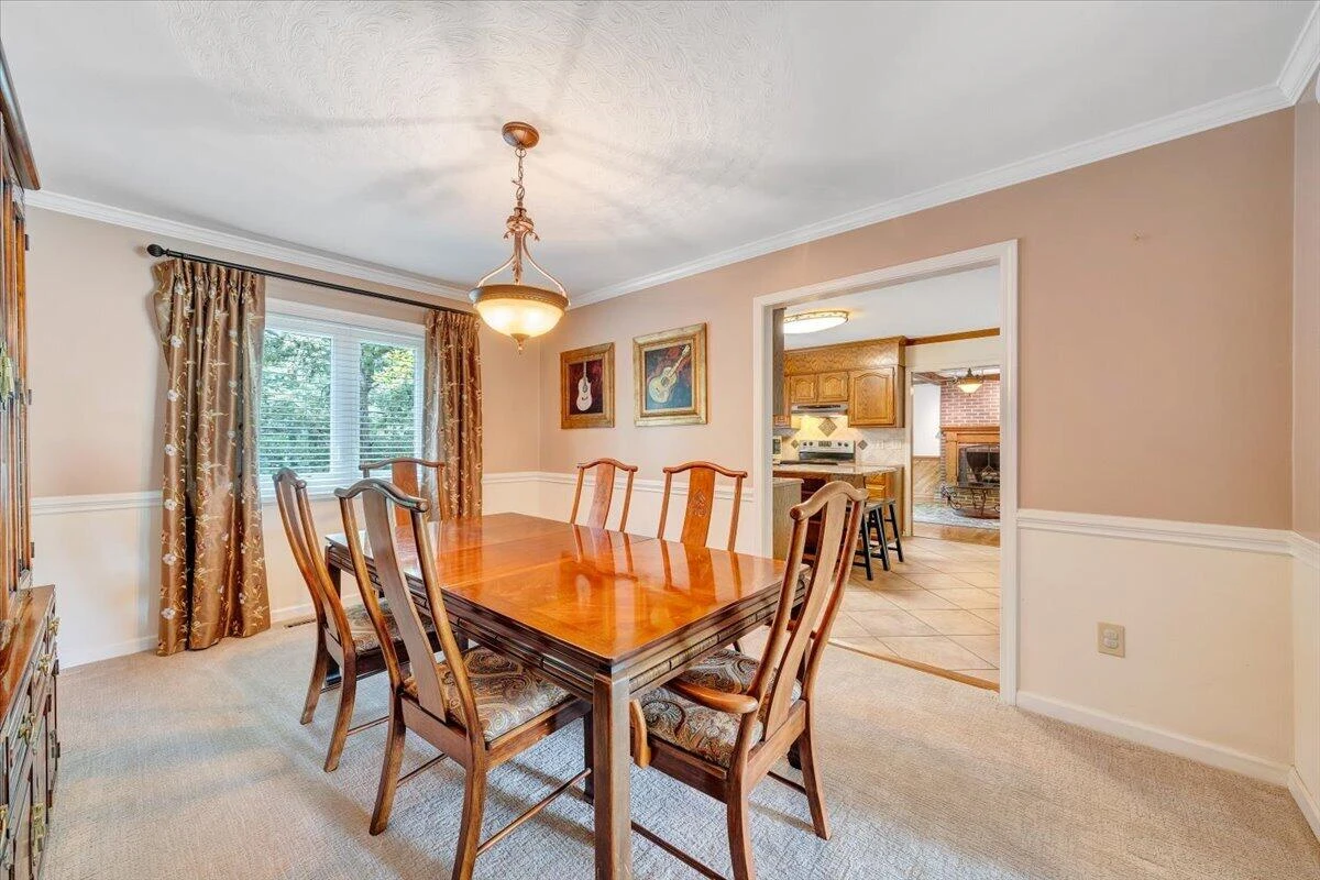 313 Carriage LN - Photo 16