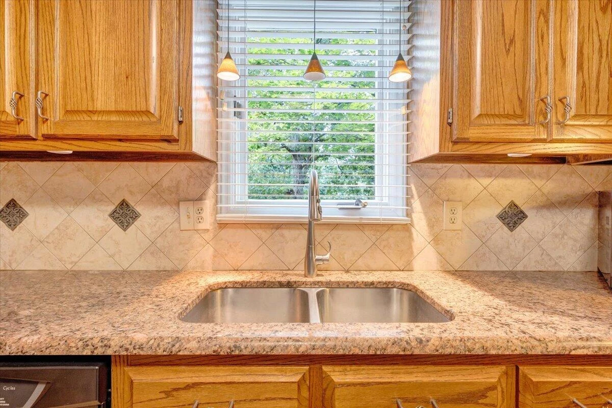 313 Carriage LN - Photo 22