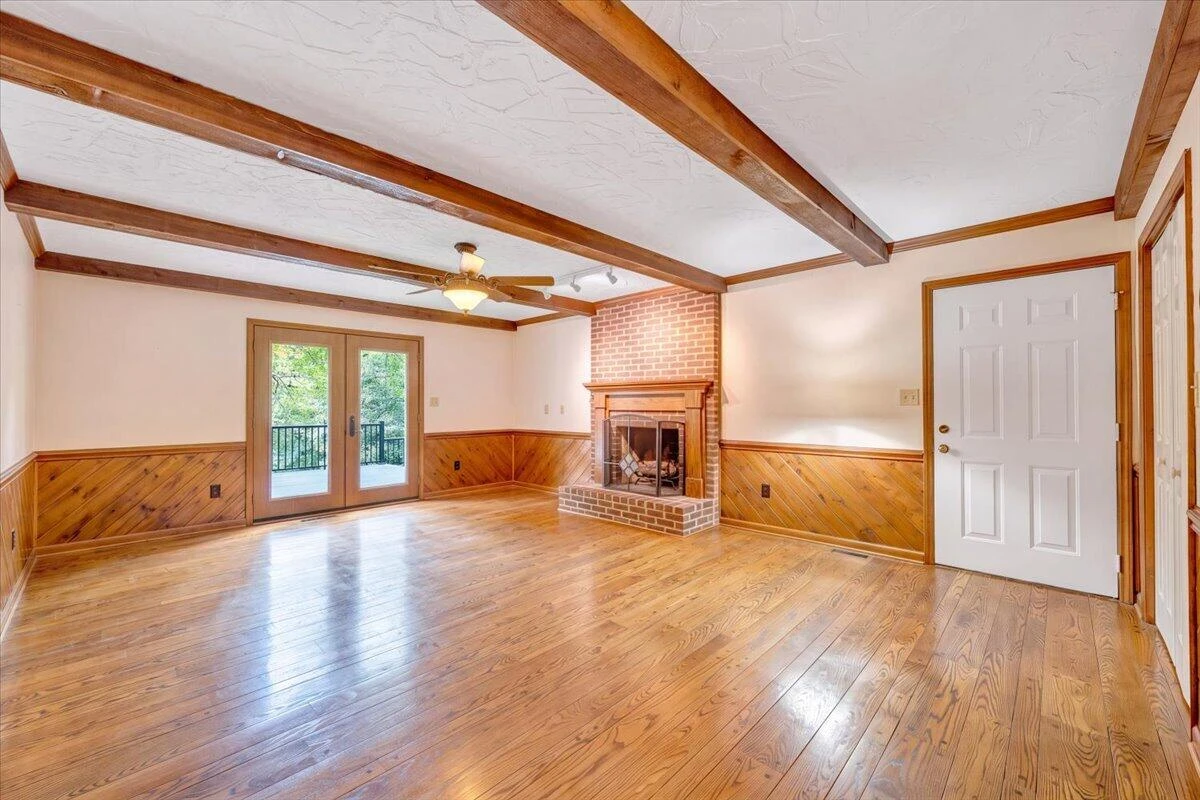 313 Carriage LN - Photo 25