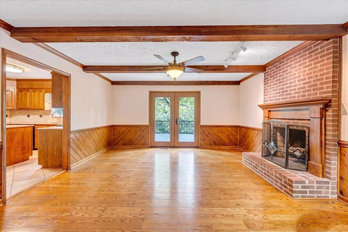313 Carriage LN - Photo 26