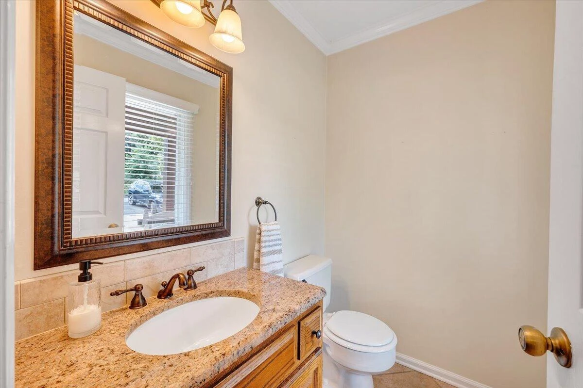 313 Carriage LN - Photo 30