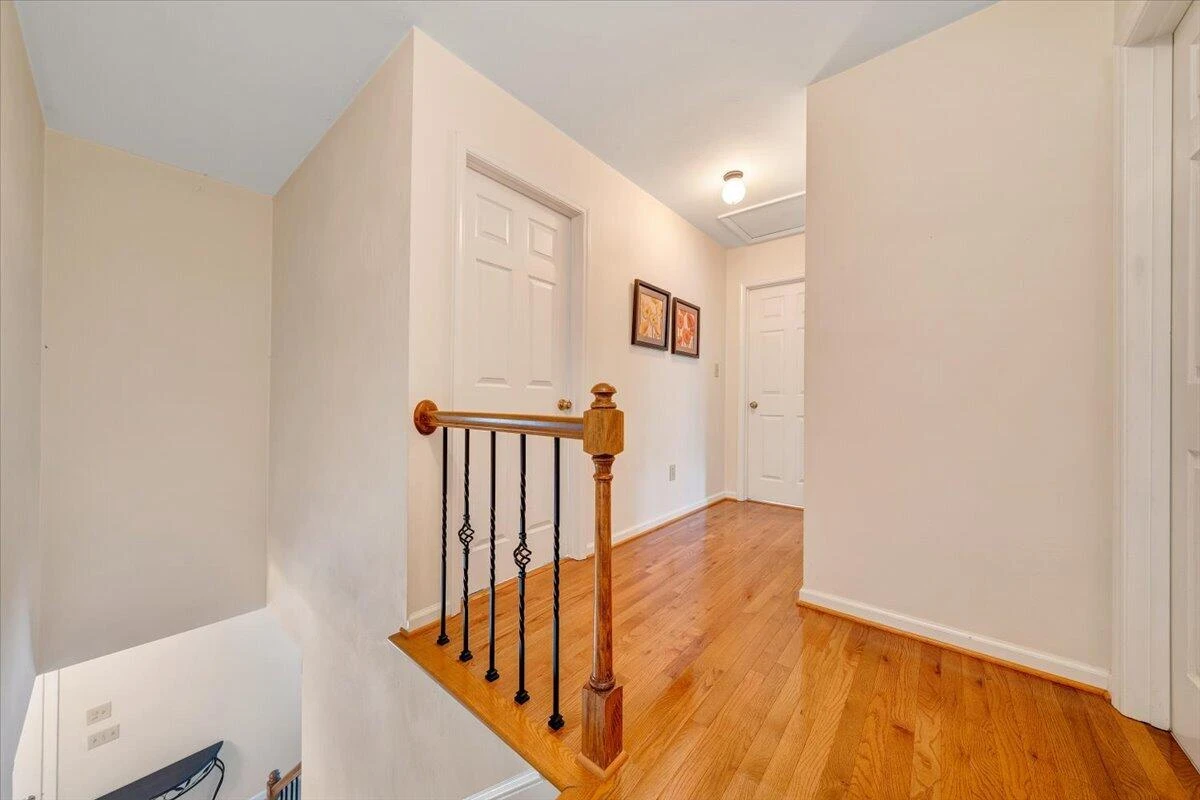 313 Carriage LN - Photo 31