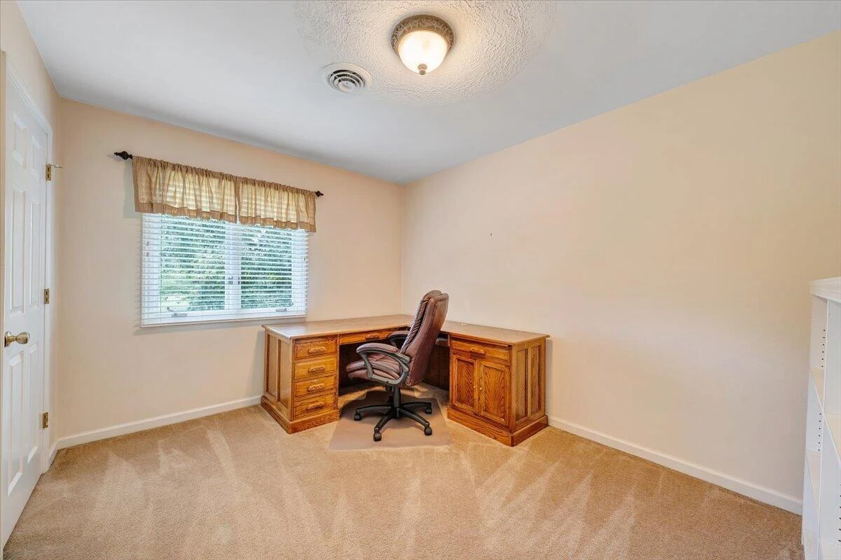 313 Carriage LN - Photo 44