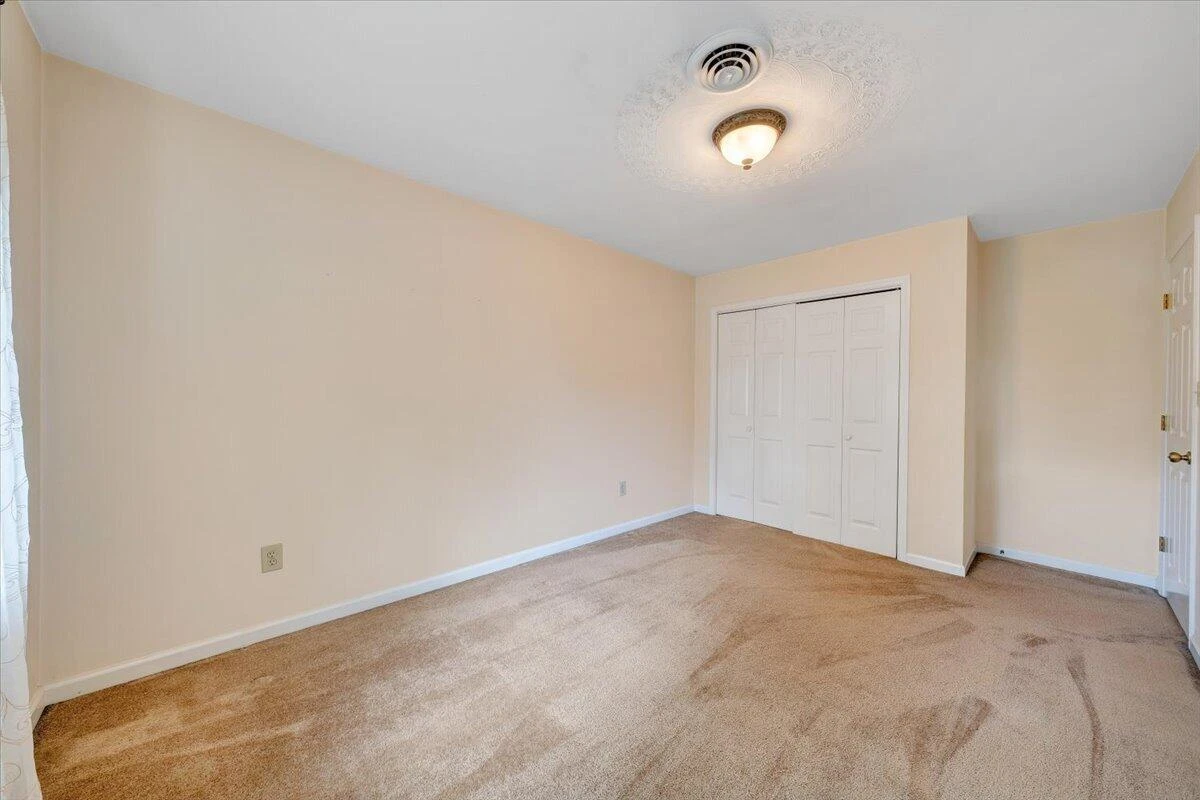 313 Carriage LN - Photo 47